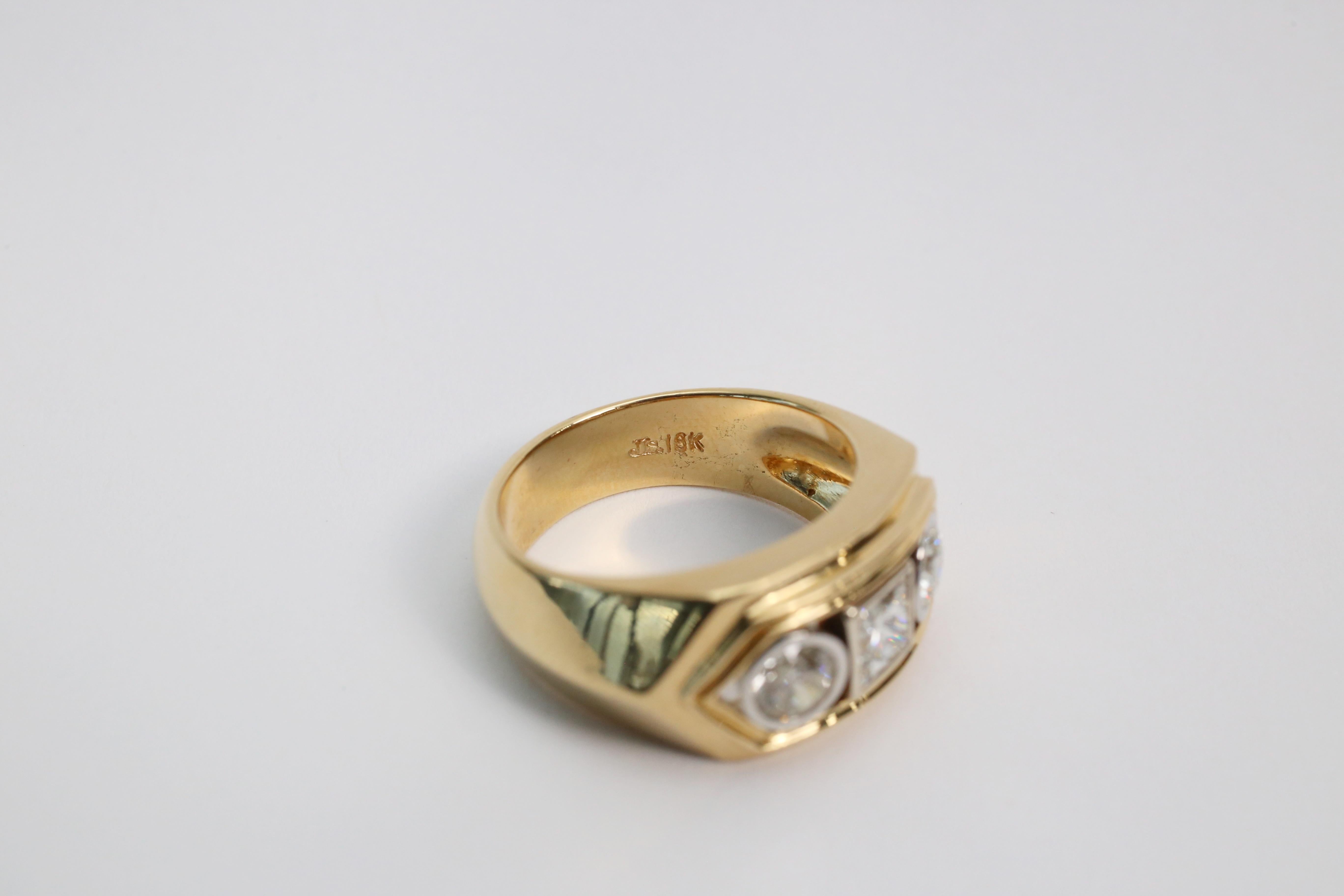 18k Yellow Gold Men's 1.6cttw Diamond Ring, Size 10 - 16.1g For Sale 1
