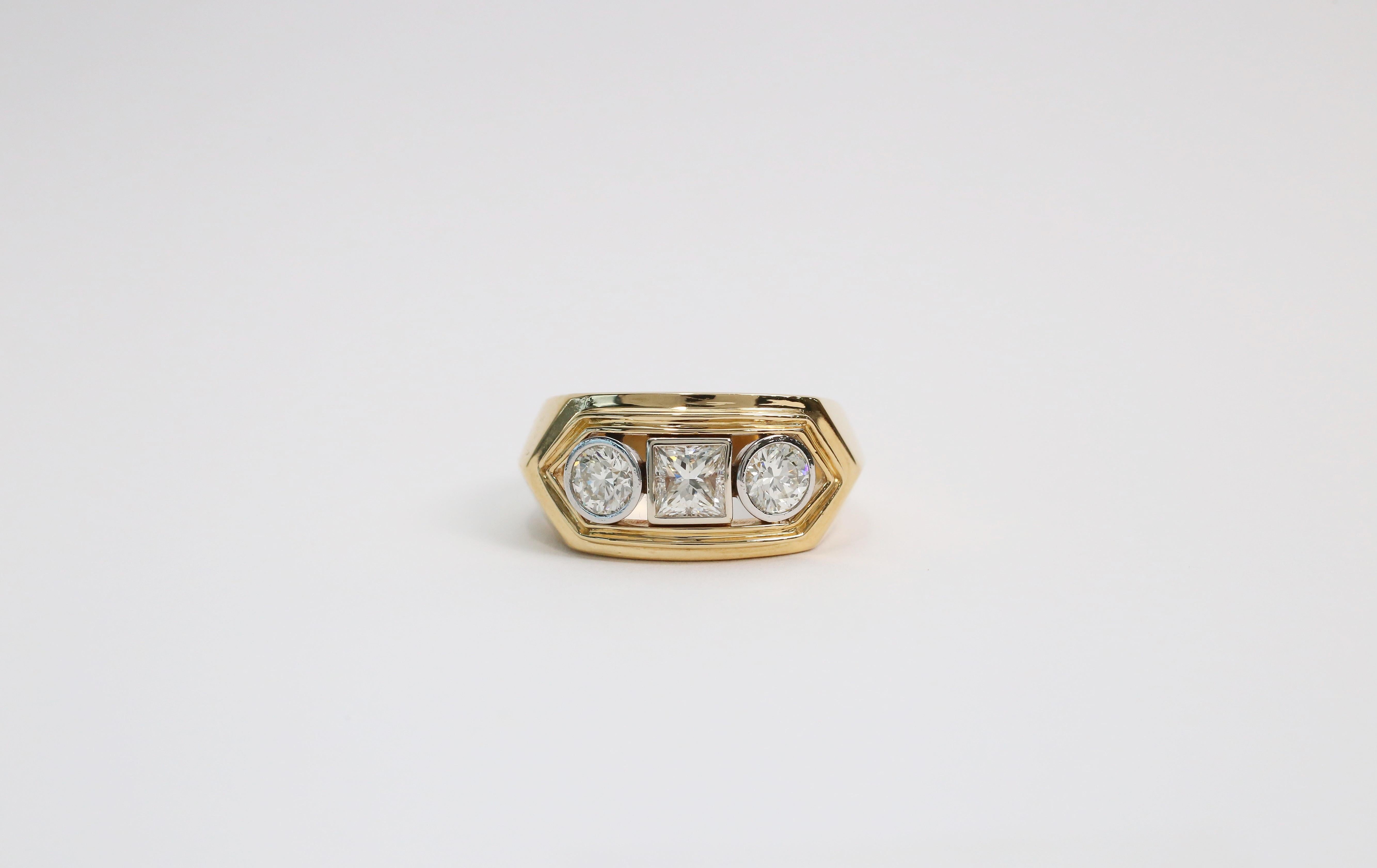 18k Yellow Gold Men's 1.6cttw Diamond Ring, Size 10 - 16.1g