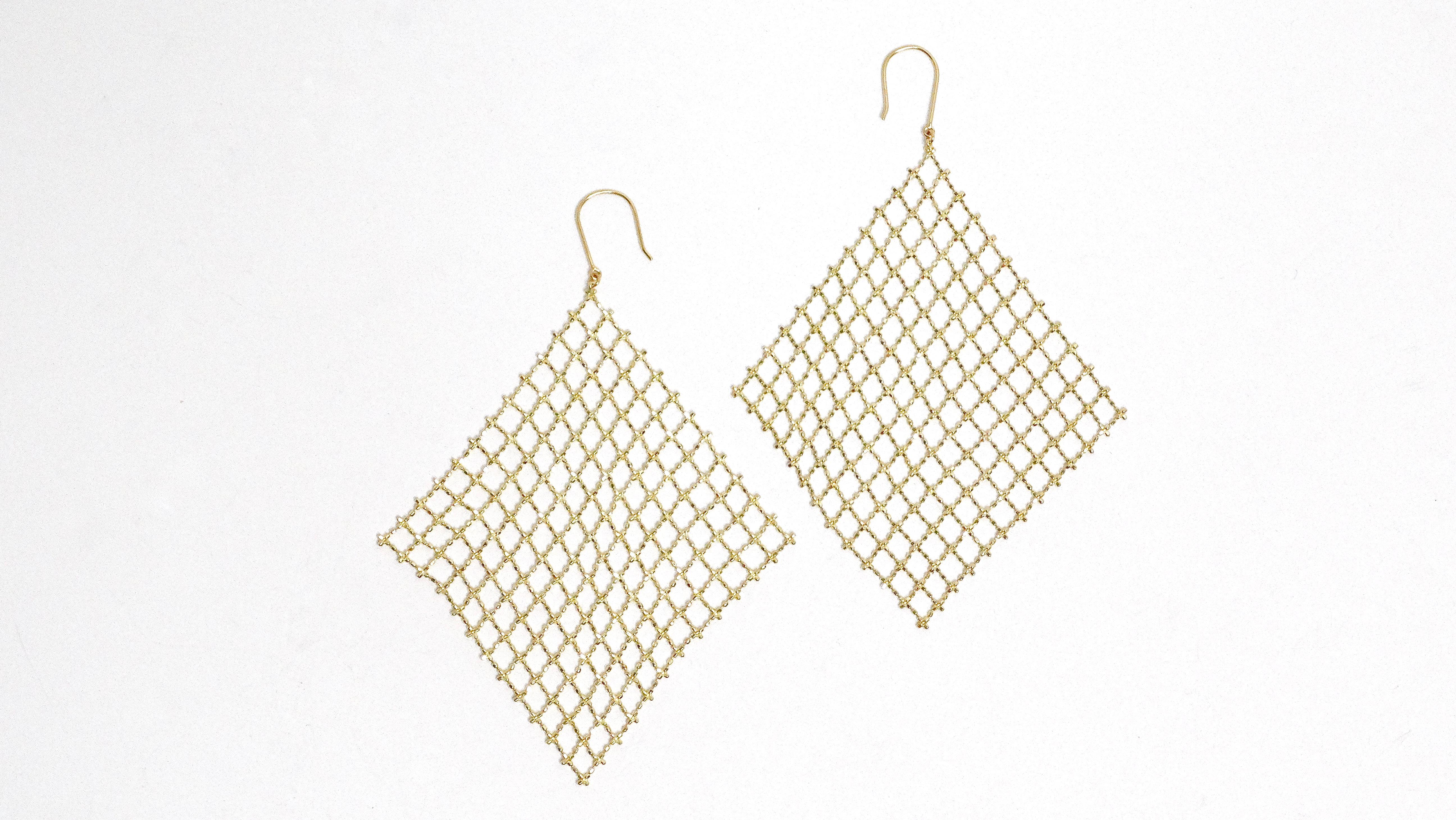 Women's 18k Yellow Gold Mesh Wire Chandelier Earrings