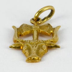 18 Karat Yellow Gold Minoan Bull and Double Axe Charm Pendant
