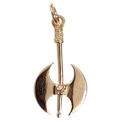 Anhänger „Labrys“ – minoische Doppelaxe aus 18 Karat Gelbgold, Art.-Nr. 25209