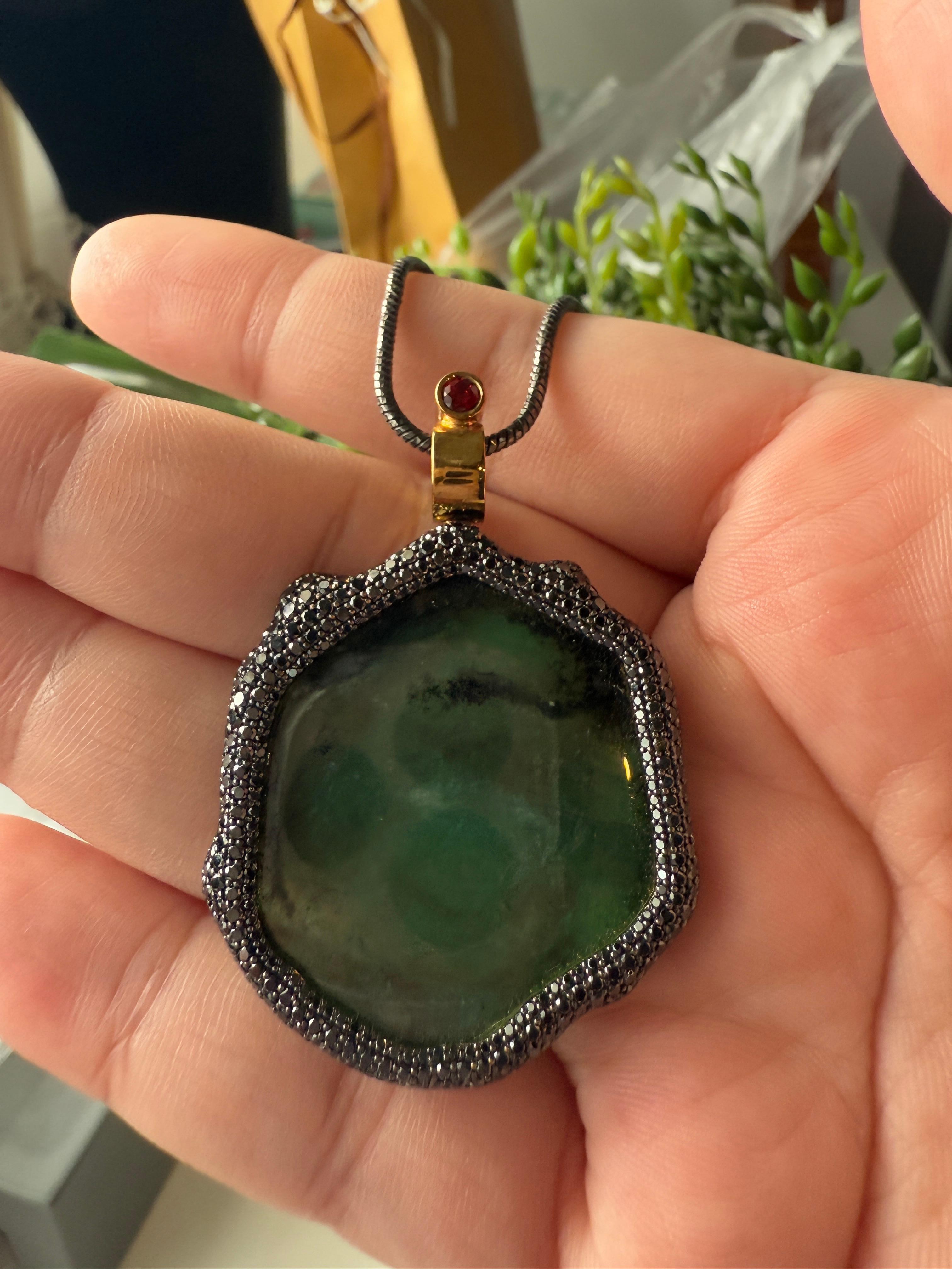 18K Yellow Gold Mirror-Mirror Pendant with Emeralds, Sapphires and Diamonds For Sale 5