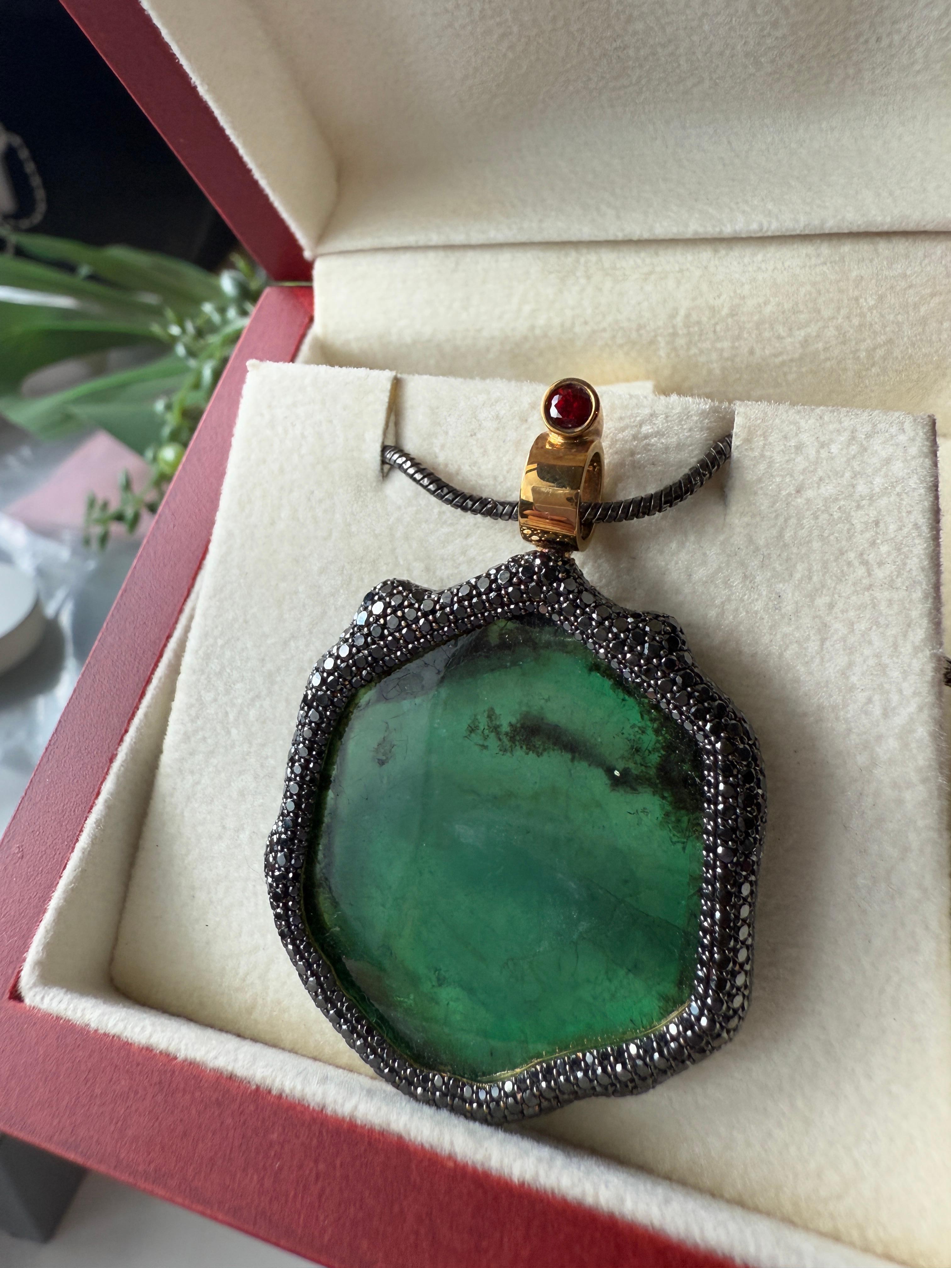 18K Yellow Gold Mirror-Mirror Pendant with Emeralds, Sapphires and Diamonds For Sale 3