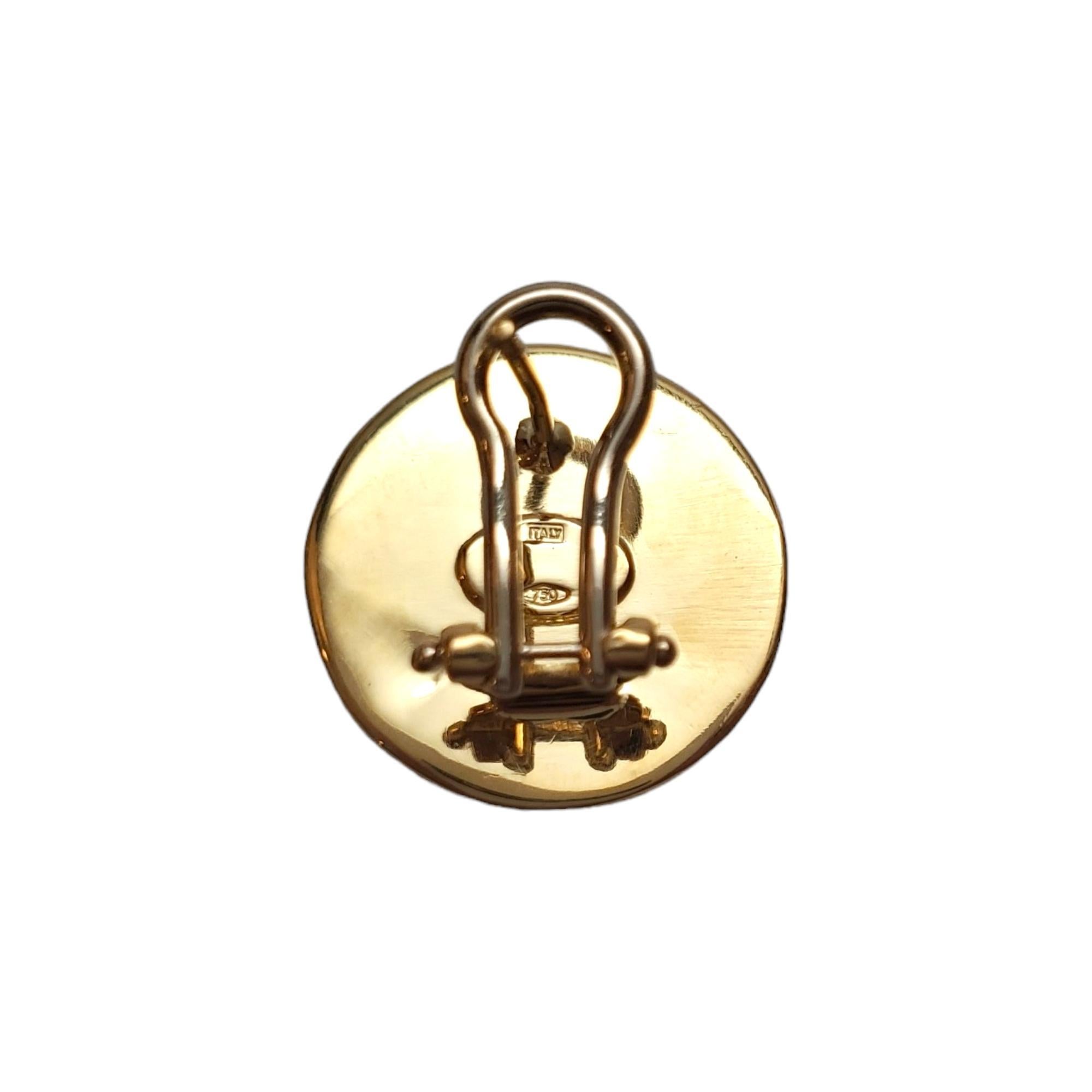 Round Cut 18K Yellow Gold Mobe Pearl Button Earrings #17520 For Sale