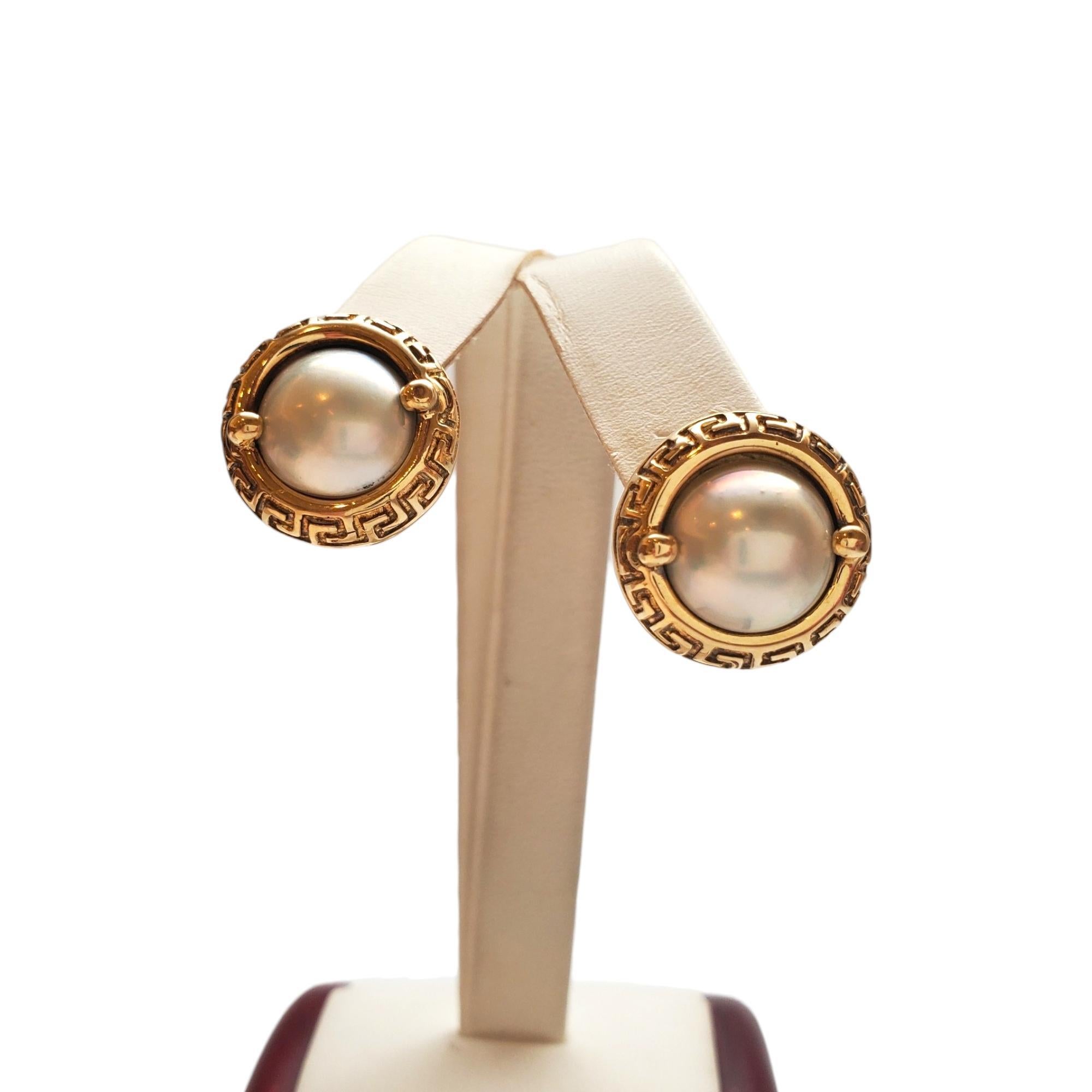 Women's 18K Yellow Gold Mobe Pearl Button Earrings #17520 For Sale