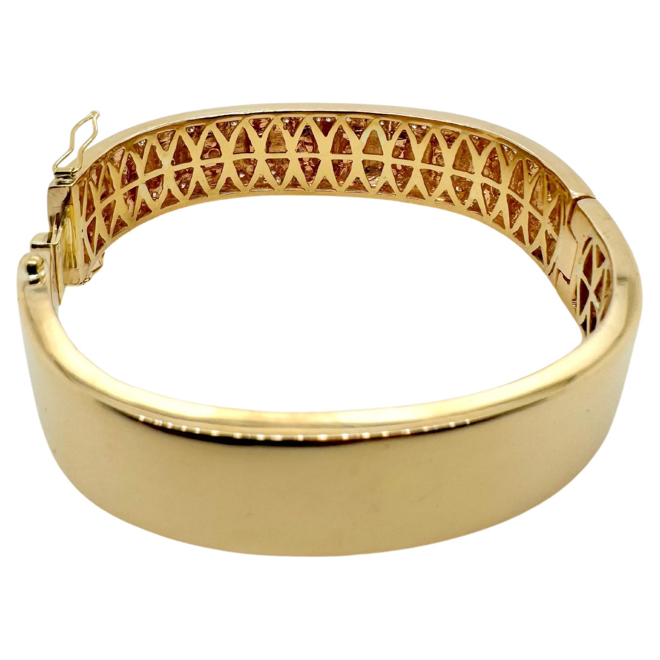 Taille brillant Bracelet manchette en or jaune 18k avec diamants Modernity en vente