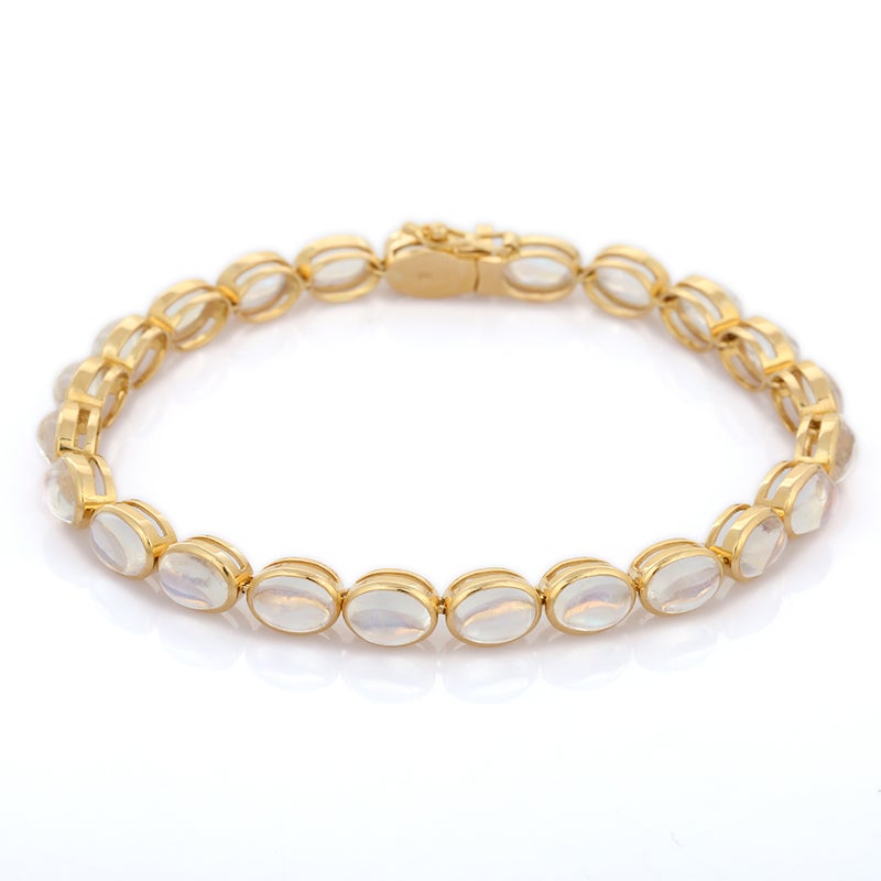 Moderne Bracelet tennis en or jaune 18 carats avec pierre de lune en vente