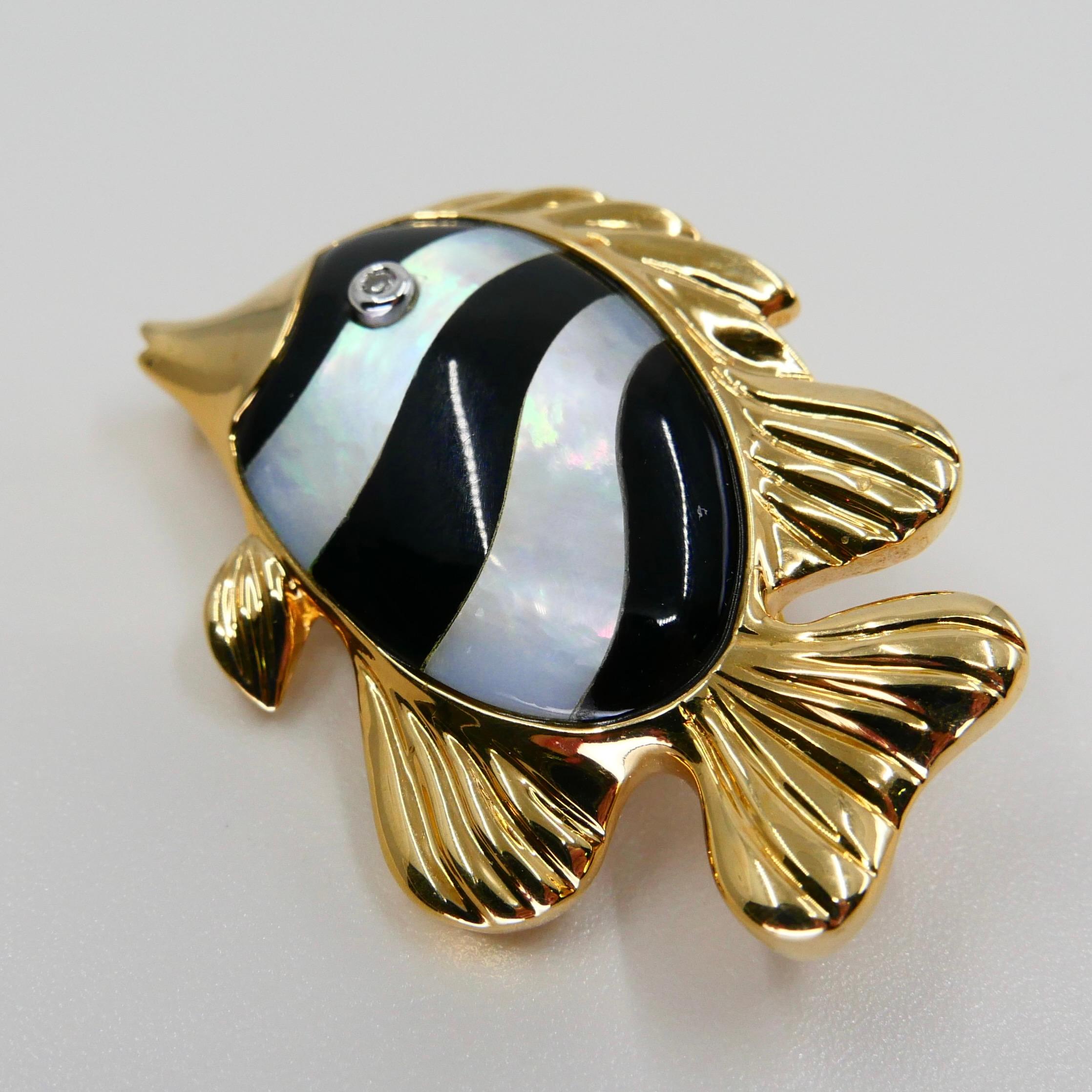 18K Yellow Gold, Mother of Pearl Inlay and Diamond Fish Brooch For Sale 4