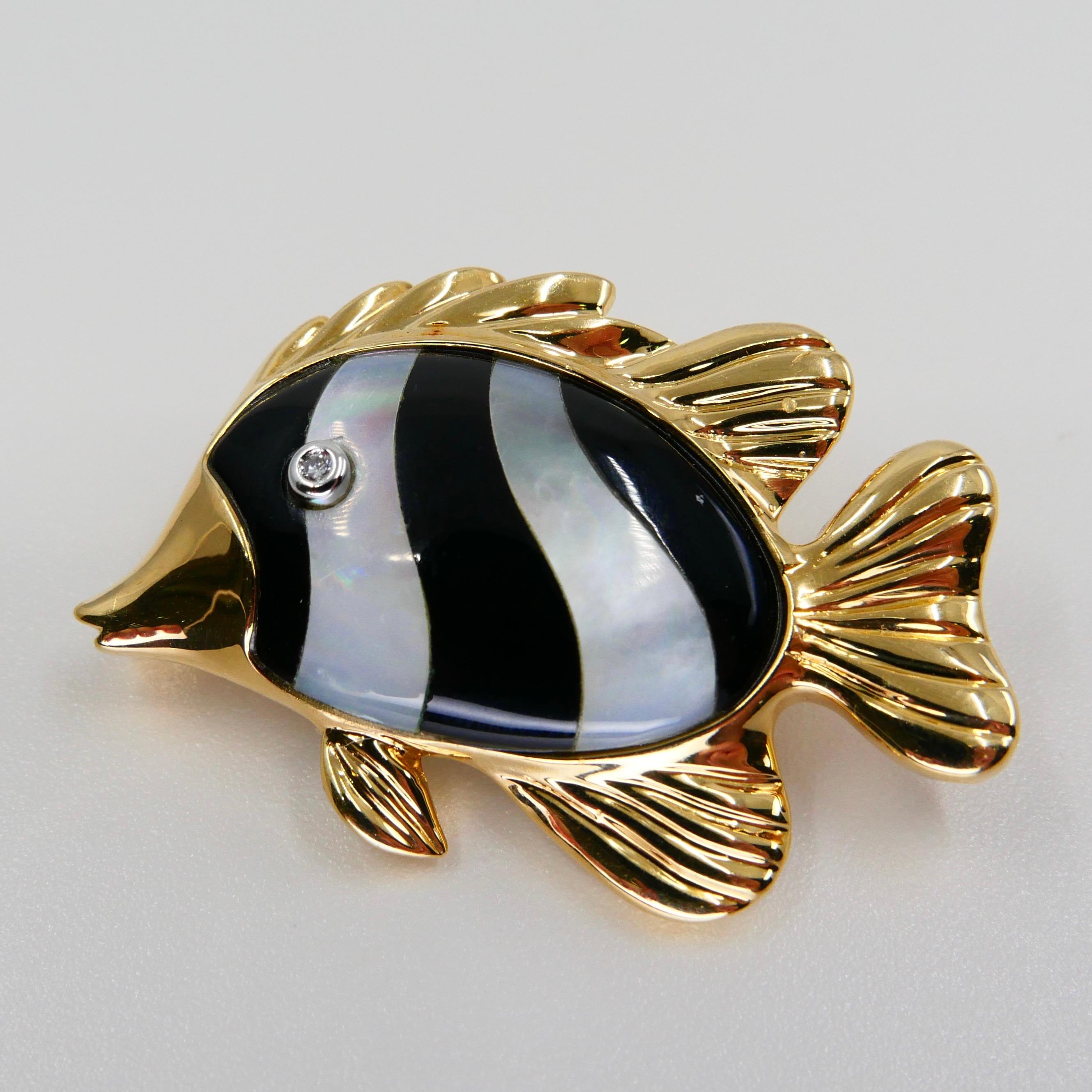 18K Yellow Gold, Mother of Pearl Inlay and Diamond Fish Brooch For Sale 1
