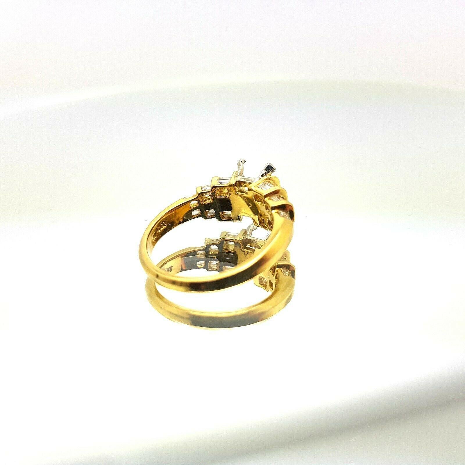 Contemporary 18 Karat Gold Mounting Ring with Baguette Diamonds Carat Total Weight: 1.20