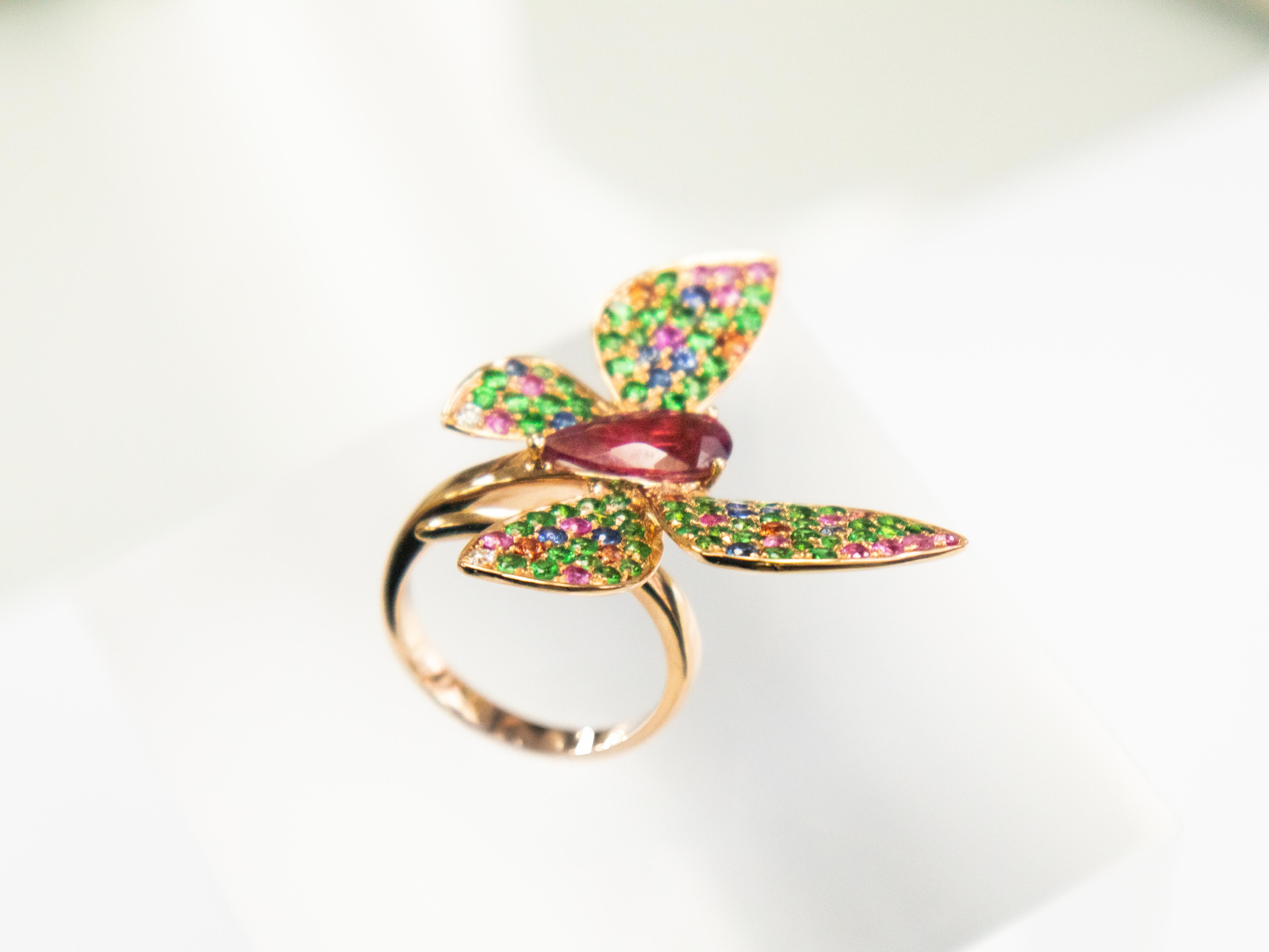 Brilliant Cut 18K Yellow Gold Multi-Color Sapphire Butterfly Ring