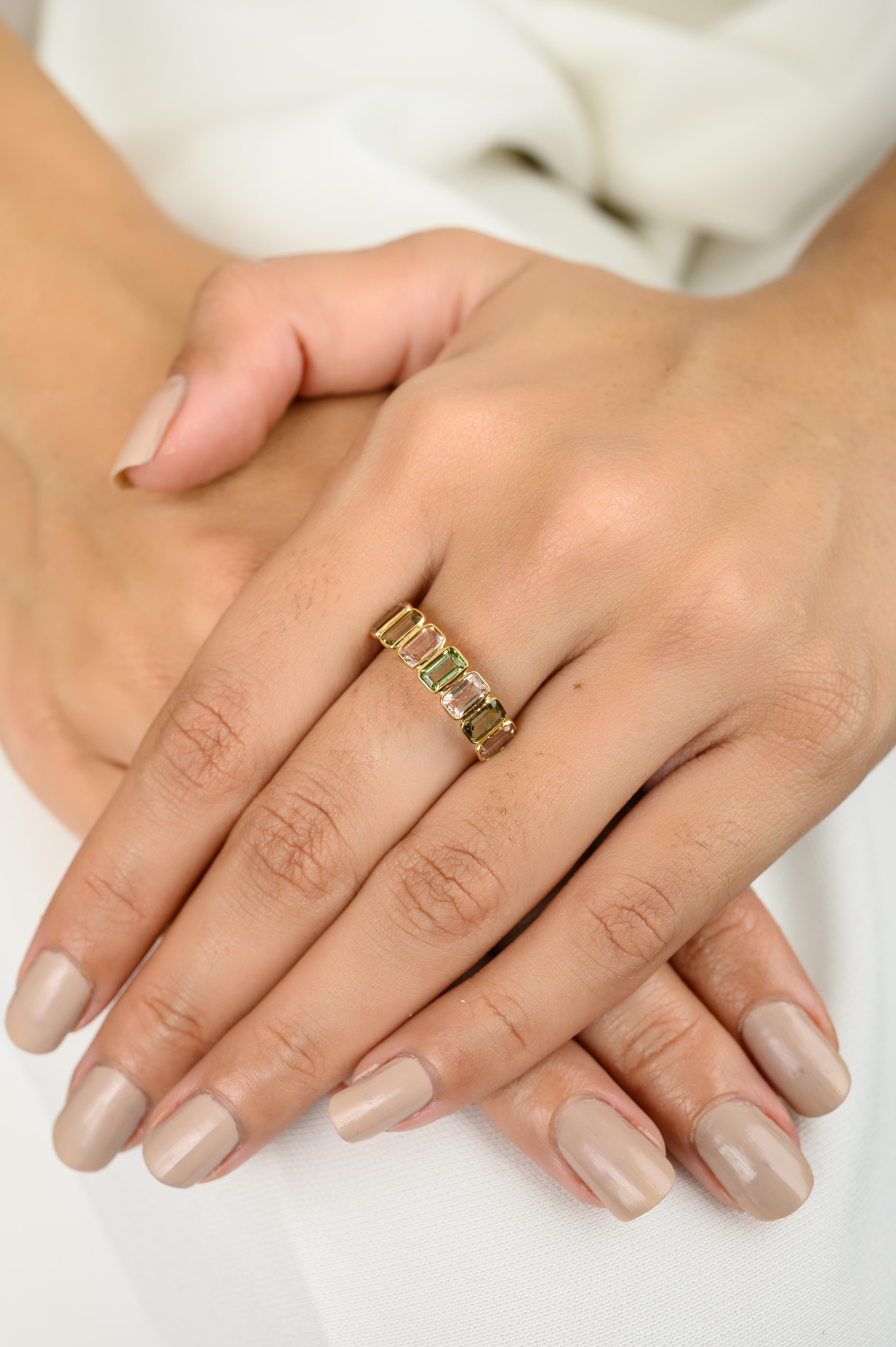 En vente :  Bague d'éternité en or jaune 18 carats avec tourmaline octogonale multicolore 6
