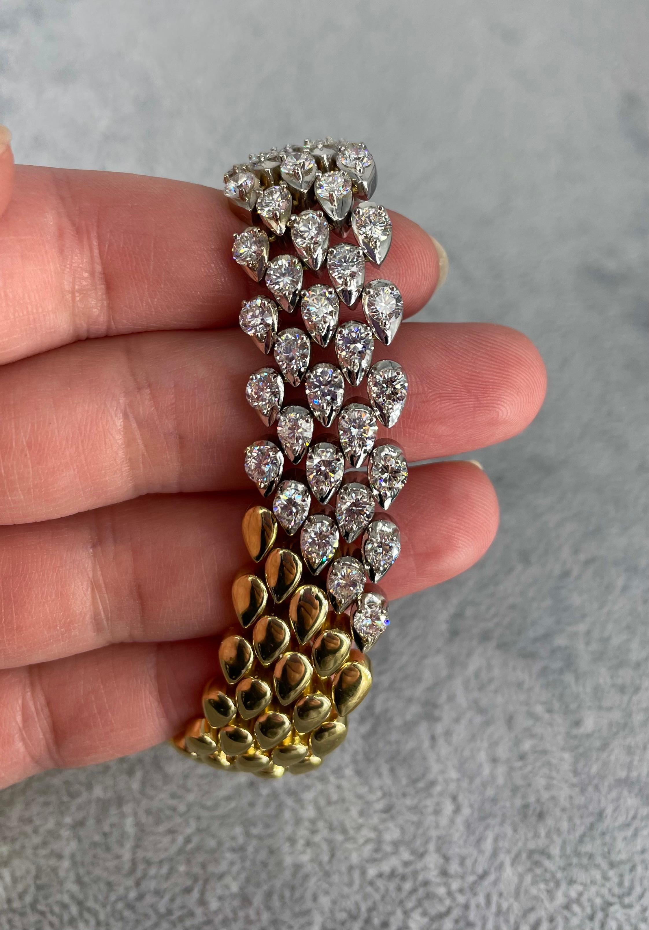 18 Karat Gelbgold Mehrreihige Choker-Halskette mit 8,25 Karat runden Diamanten Damen im Angebot