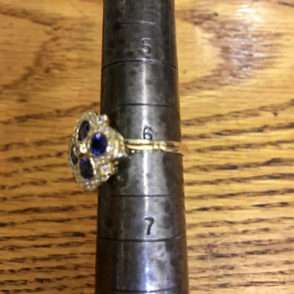 18K Yellow Gold Natural Blue Sapphire Earth Mind Diamond Statement Ring Size 6 For Sale 4