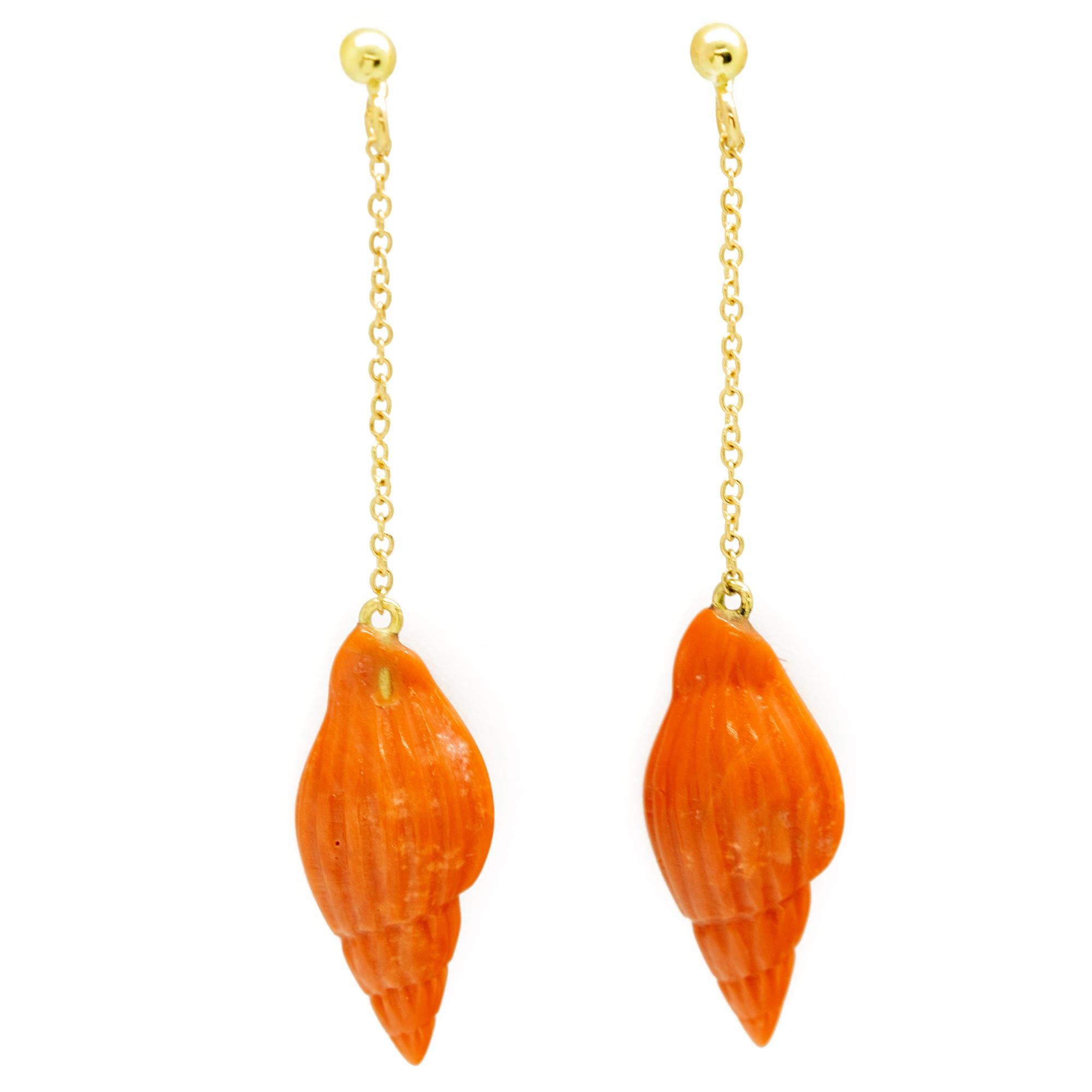 18 Karat Gelbgold Natürliche Korallenschalenschnitzerei Sommer-Ohrringe INTINI Jewels (Art nouveau) im Angebot