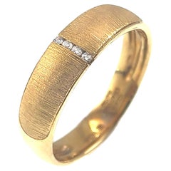 18K Yellow Gold Natural Diamond Ring