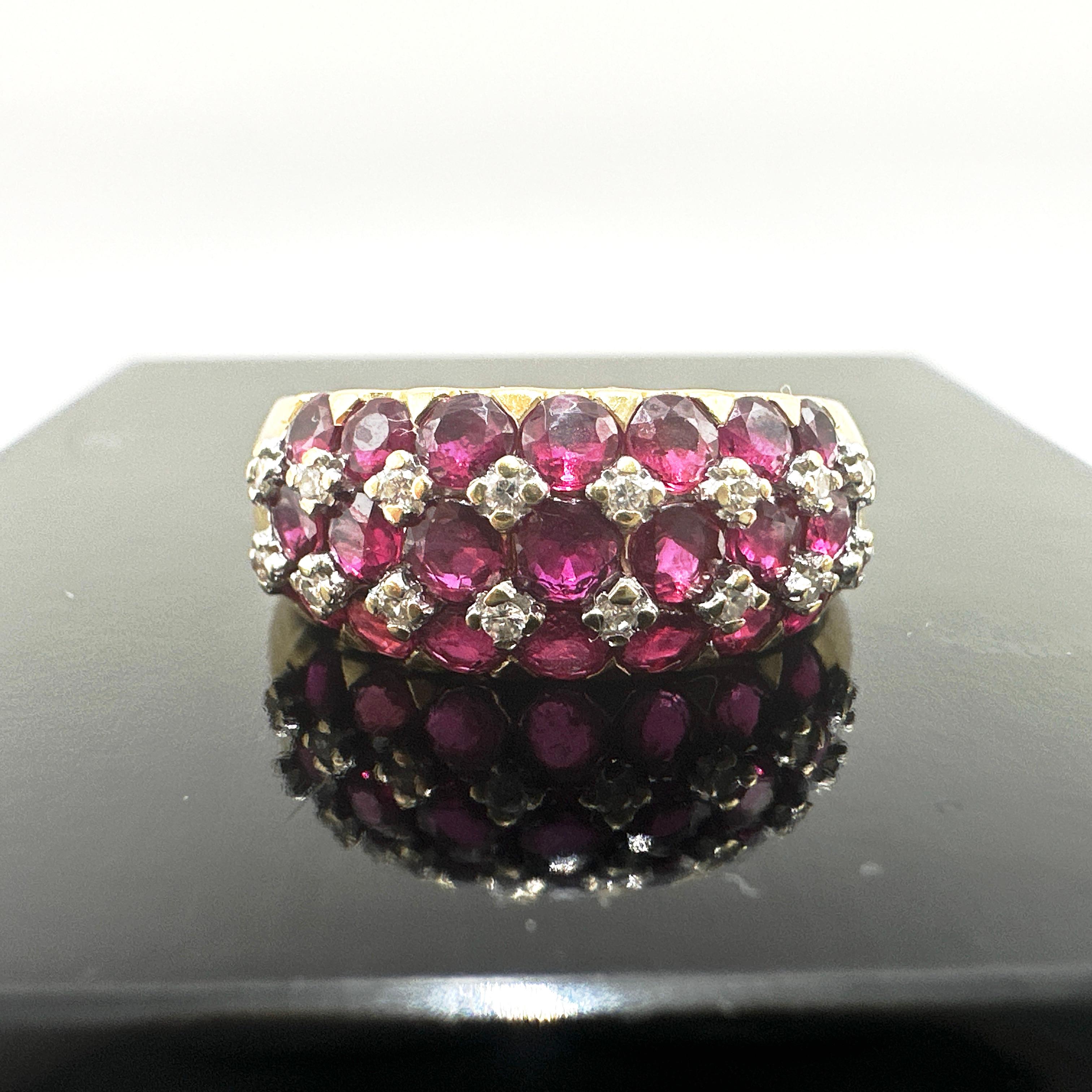 Anillo de oro amarillo de 18 quilates con rubí natural y diamantes 2,46 quilates en venta 5