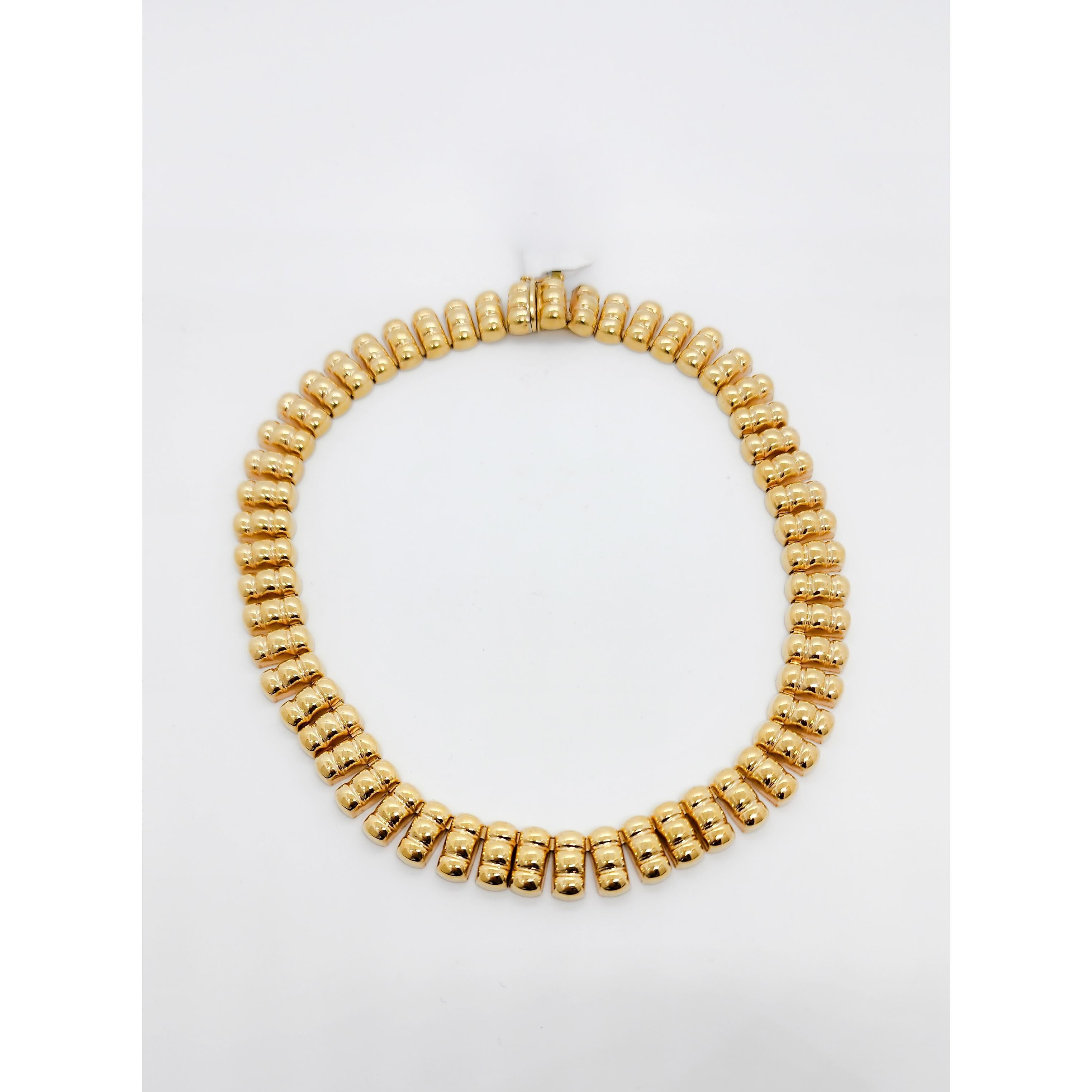 18k Yellow Gold Necklace 1