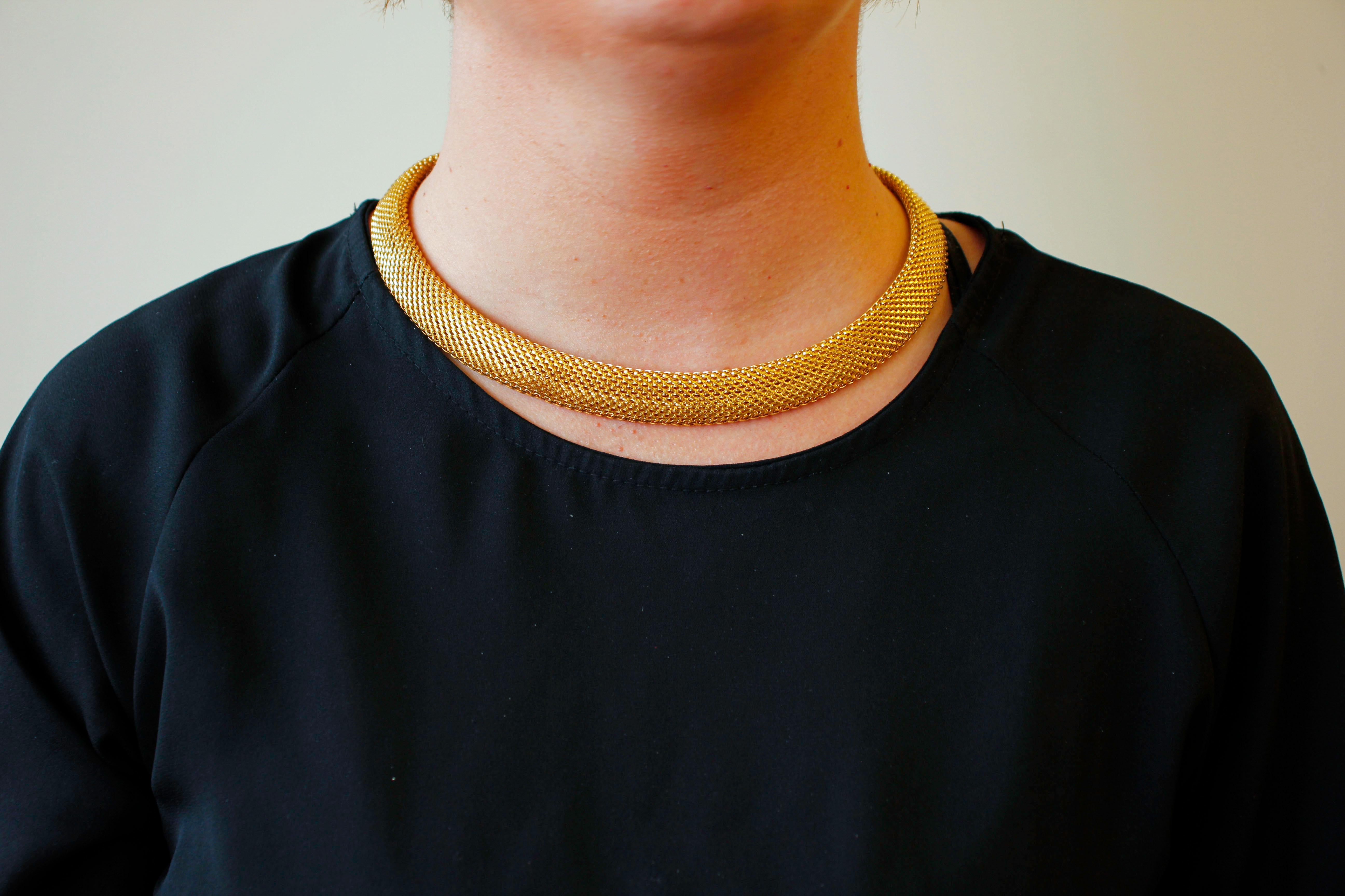 Halskette aus 18 Karat Gelbgold im Angebot 1