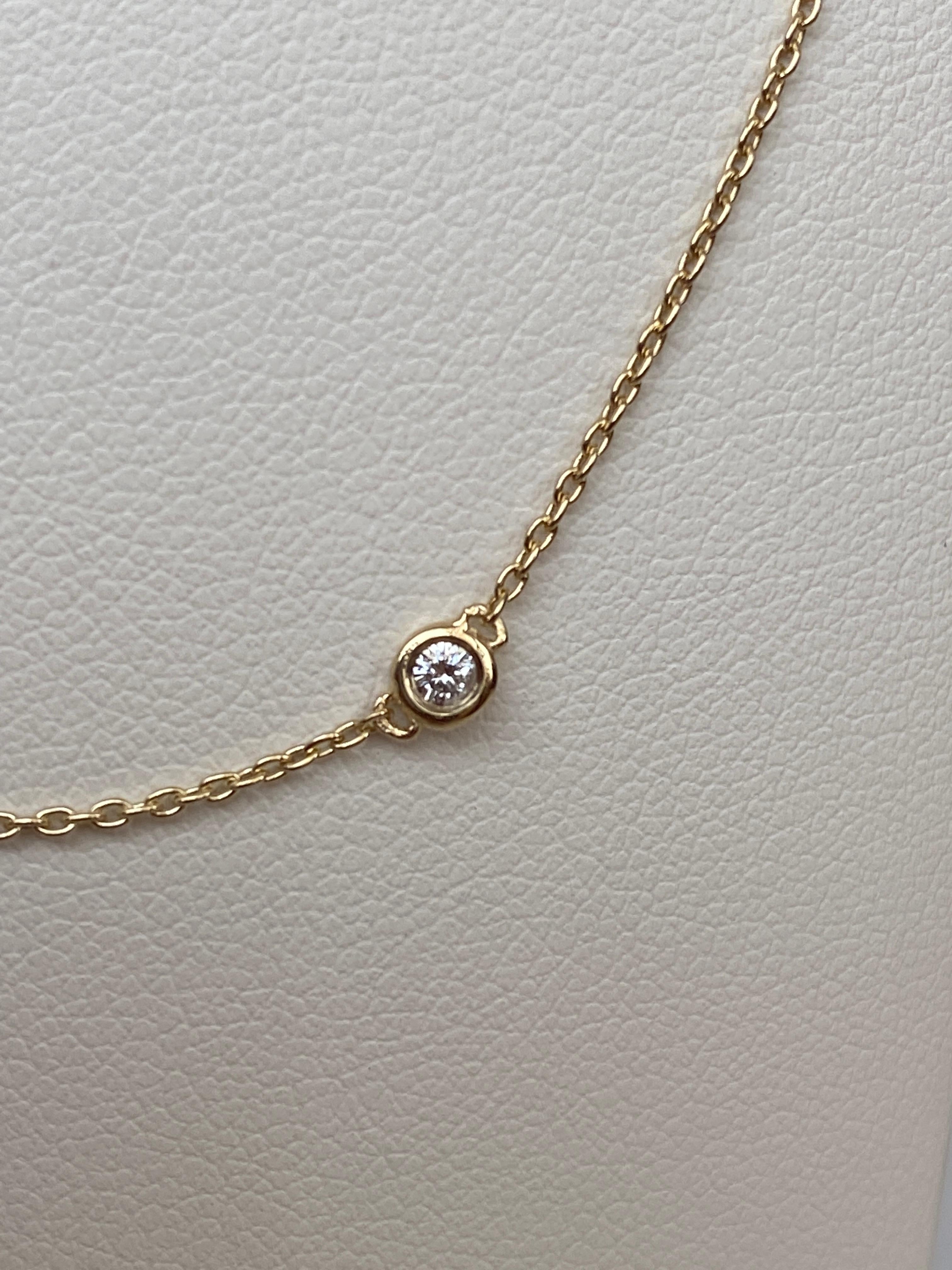 Femenino o masculino Collar de oro amarillo de 18 quilates con diamantes de 0,40 quilates en venta