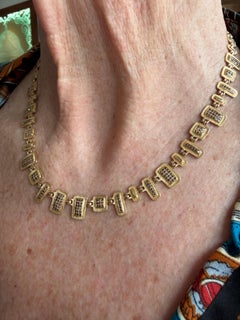 Collana in oro giallo 18K con 342 diamanti brown di Audrius Krulis
