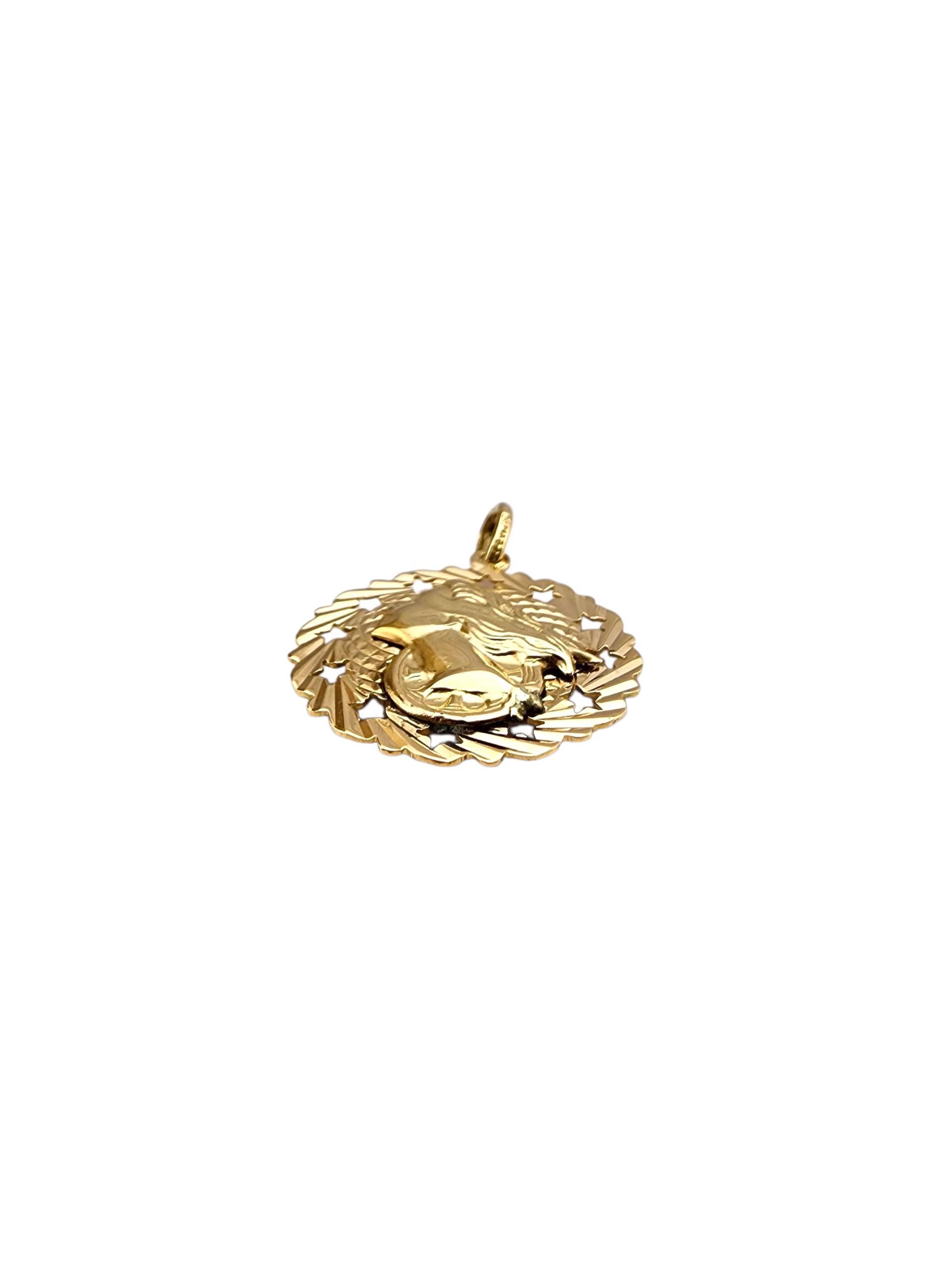 Women's 18K Yellow Gold Nefertiti Pendant #22417 For Sale