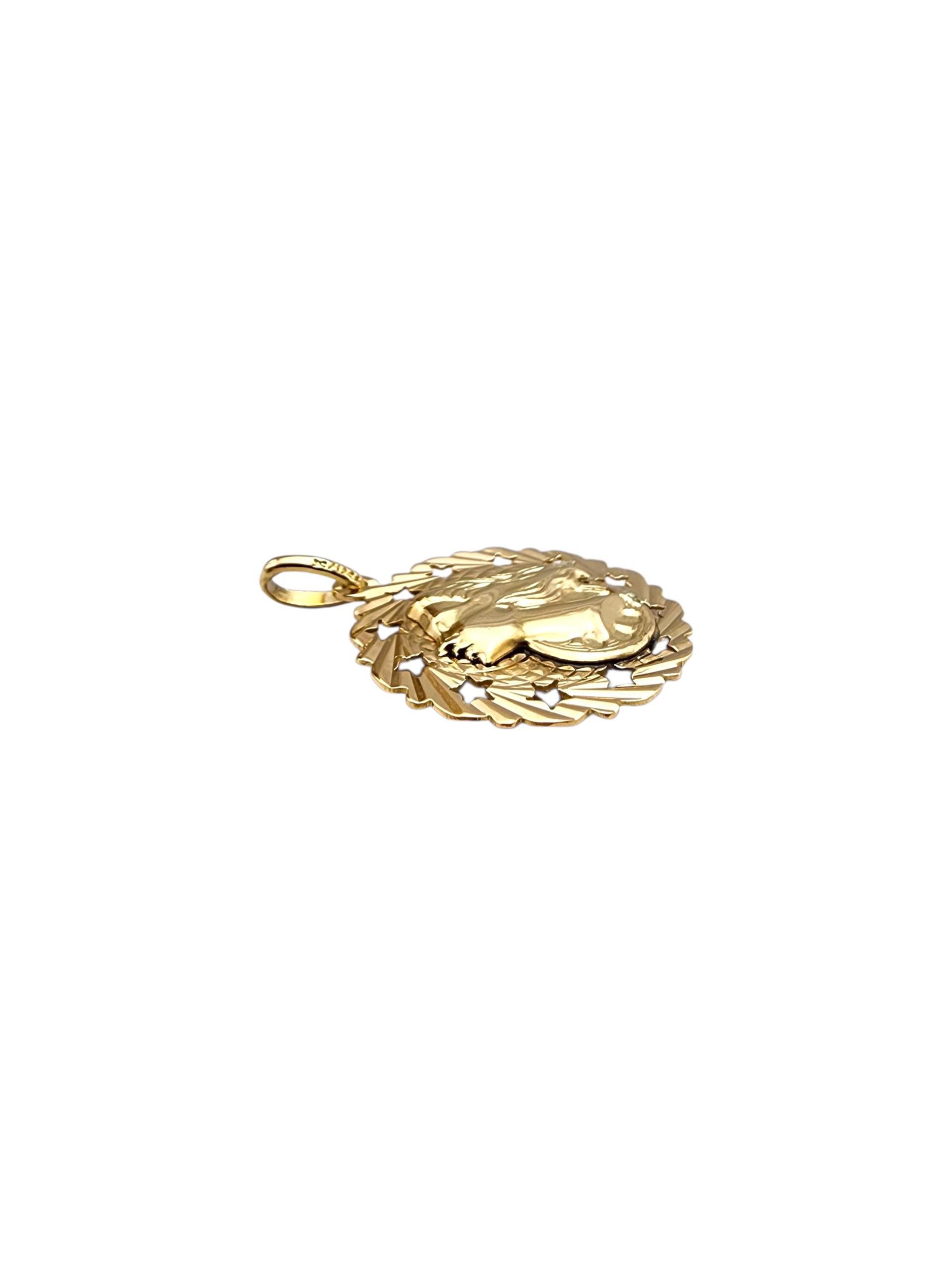 18K Yellow Gold Nefertiti Pendant #22417 For Sale 1