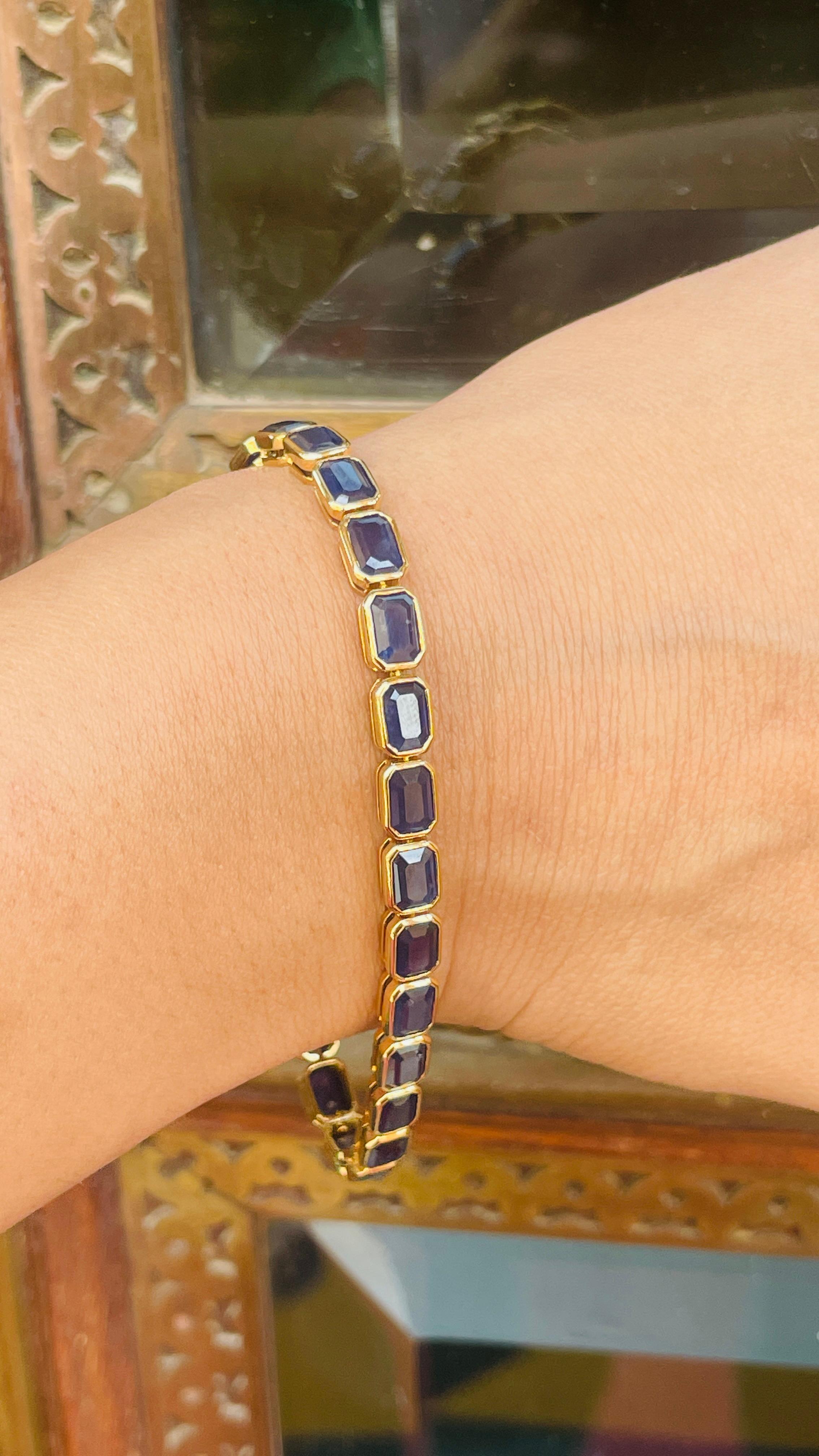18K Yellow Gold Octagon Cut Blue Sapphire Bracelet For Sale 2