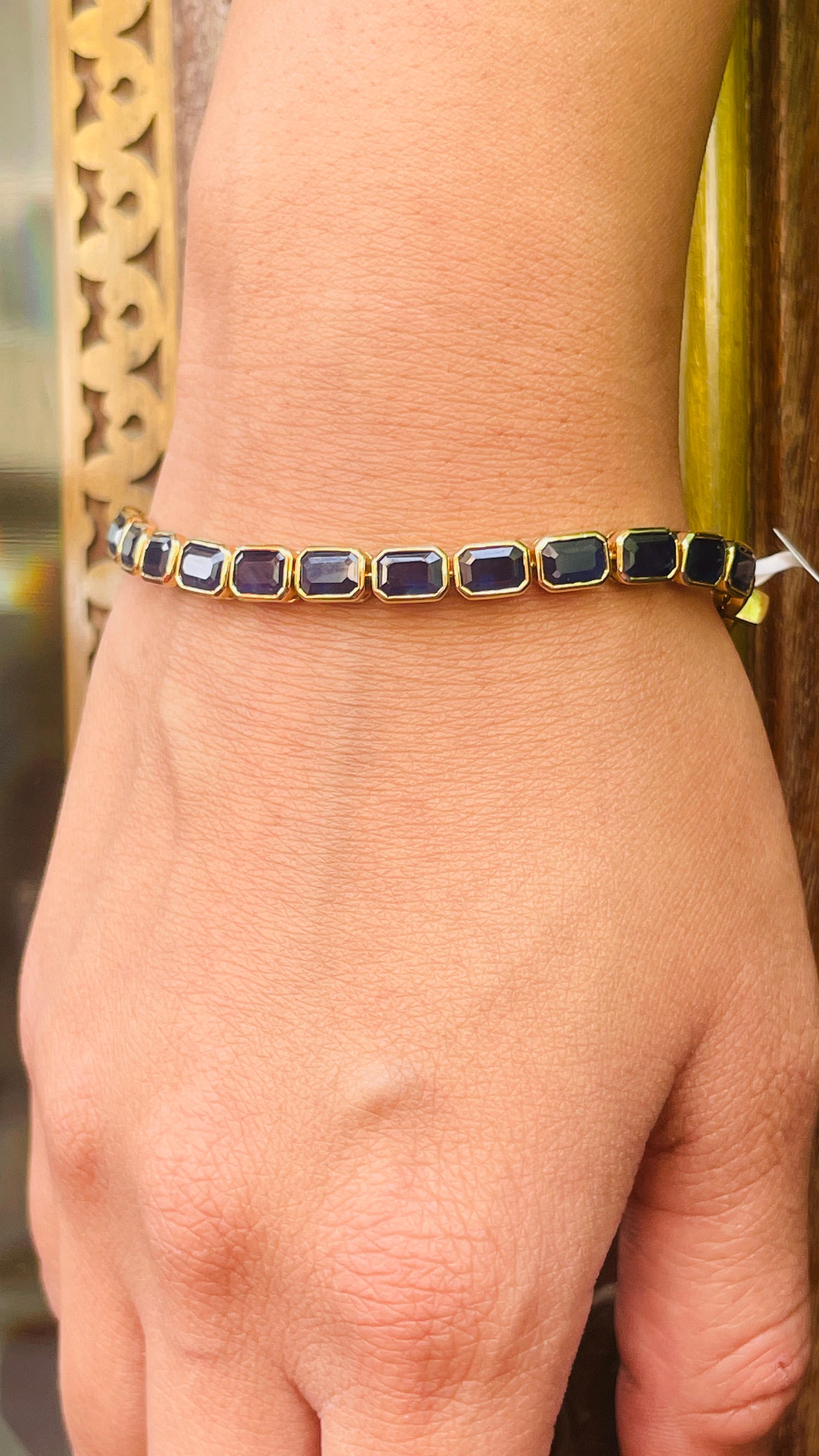 18K Yellow Gold Octagon Cut Blue Sapphire Bracelet For Sale 4