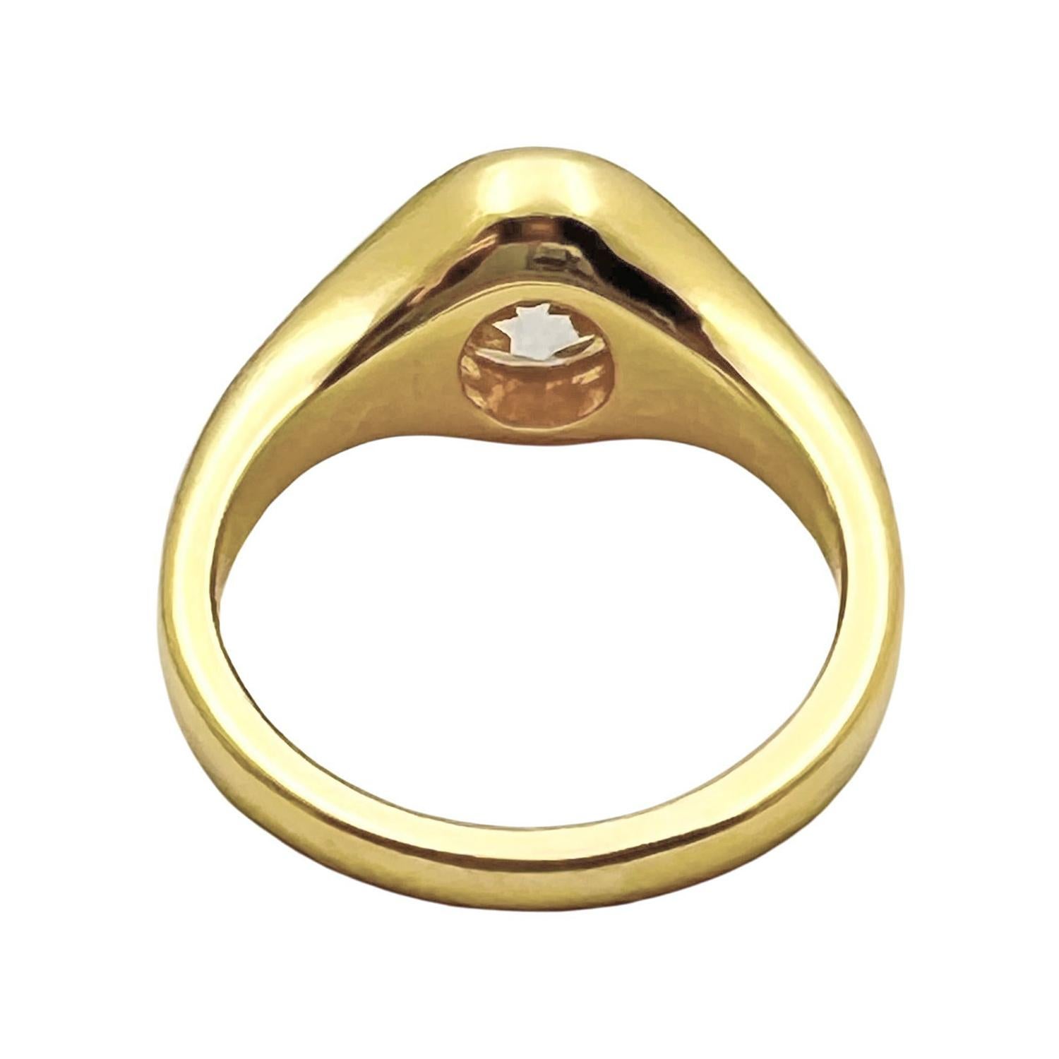 Modern 18k Yellow Gold Old Mine Cut Diamond Gypsy Ring For Sale