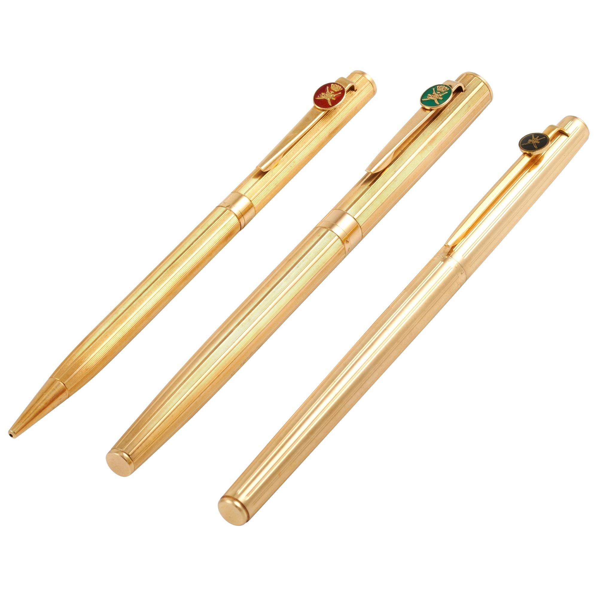 18k Yellow Gold Oman Khanjar Three Pen Set by Royama