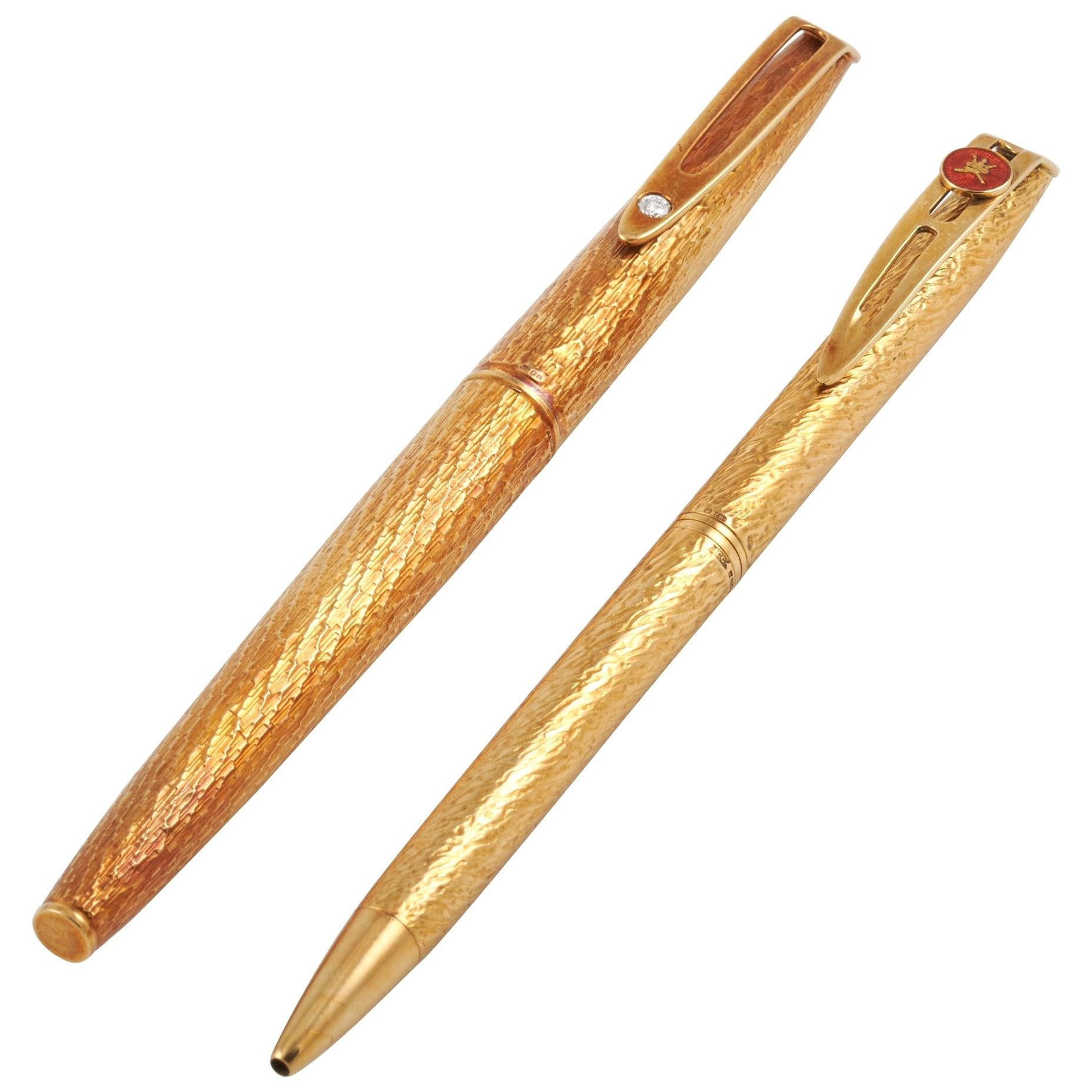 18K Yellow Gold Oman Khanjar Two Pen Set