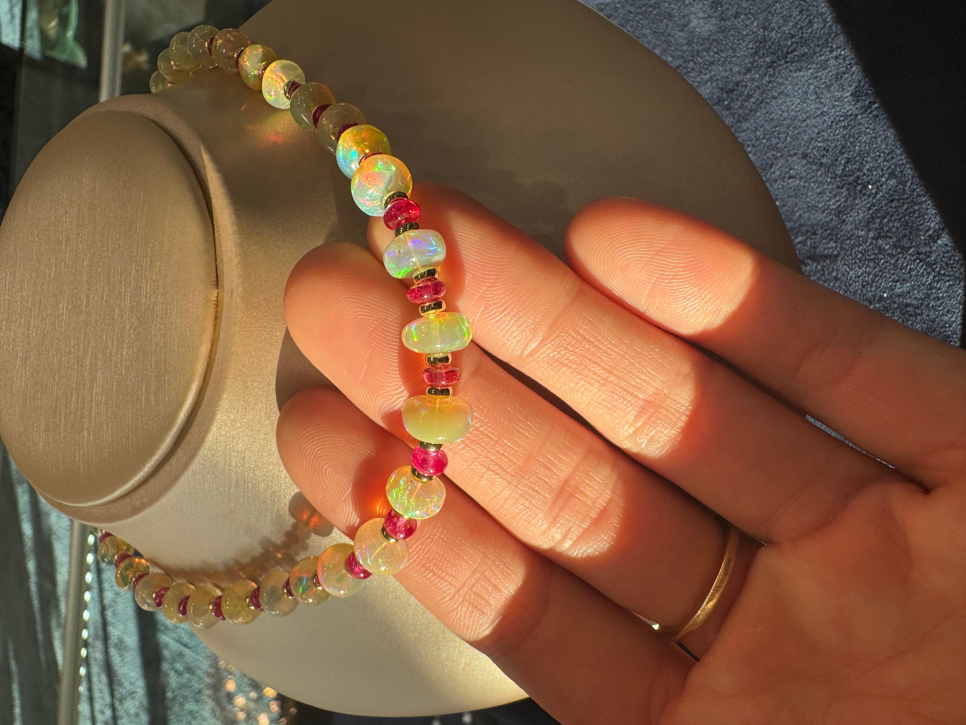 18K Yellow Gold Opal and Pink Spinel Bead Necklace In New Condition For Sale In Virginia Beach, VA