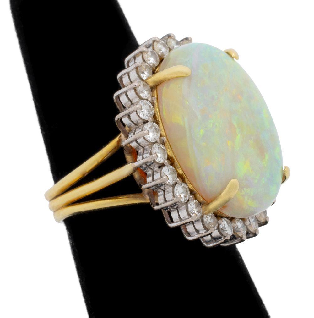 Anello con diamante e opale in oro giallo 18 carati in vendita 5