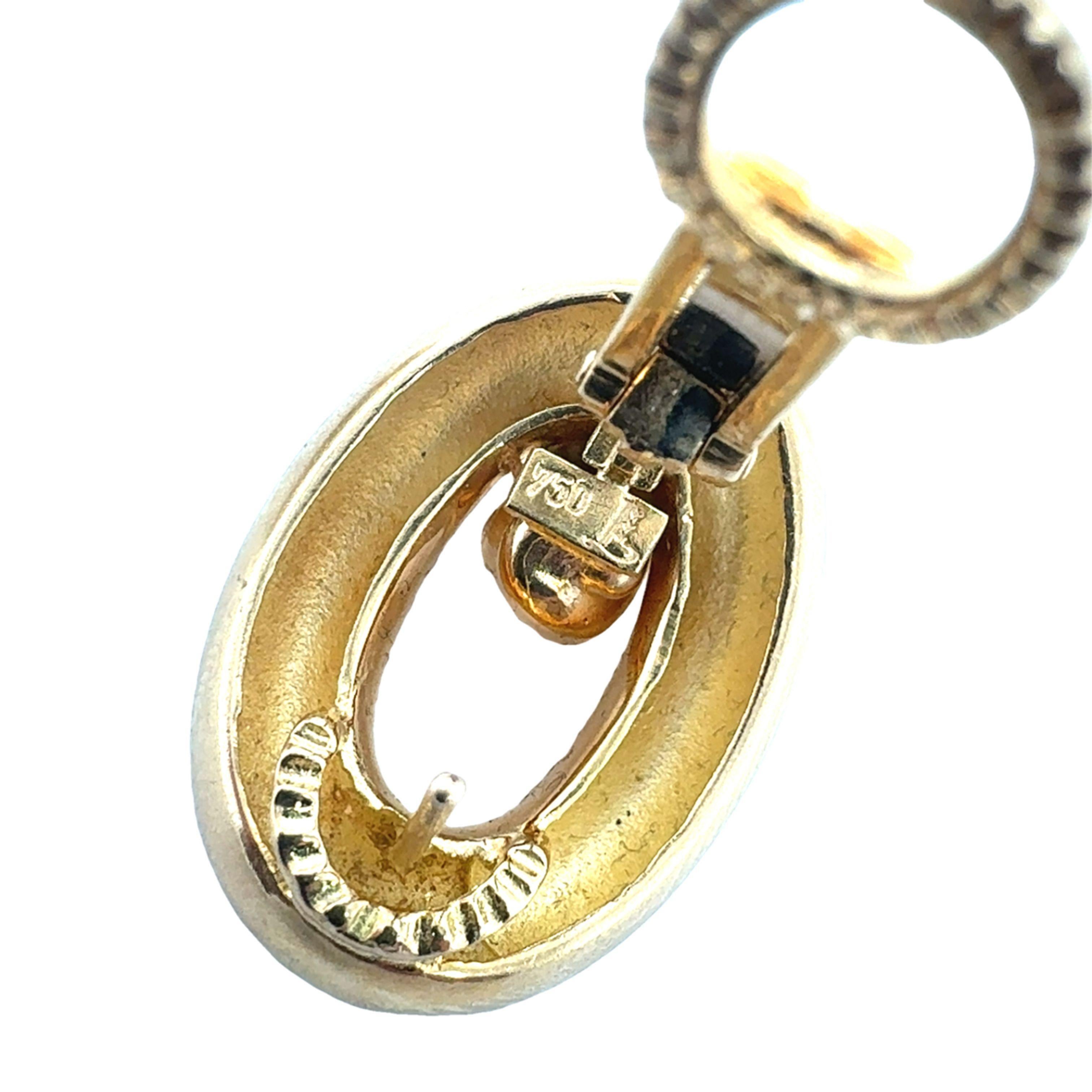 18k Yellow Gold Open Oval-Shaped Earrings In Good Condition For Sale In Beverly Hills, CA