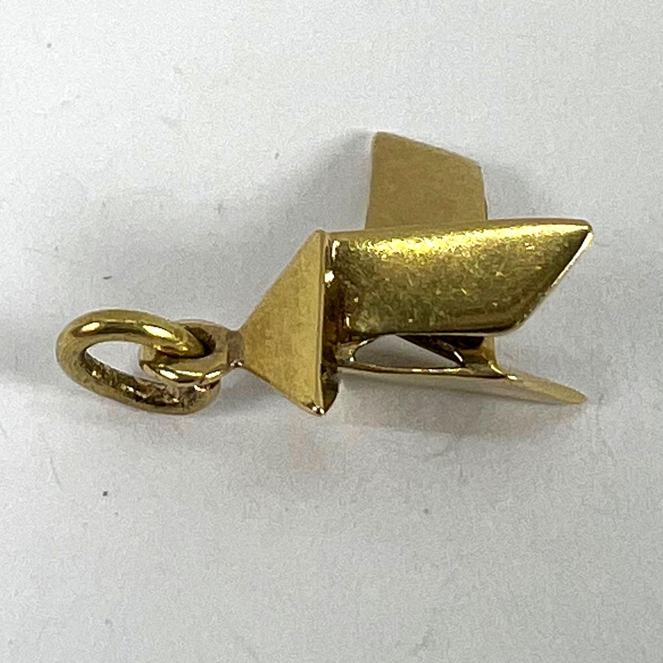 Pendentif breloque Origami en or jaune 18 carats en vente 11