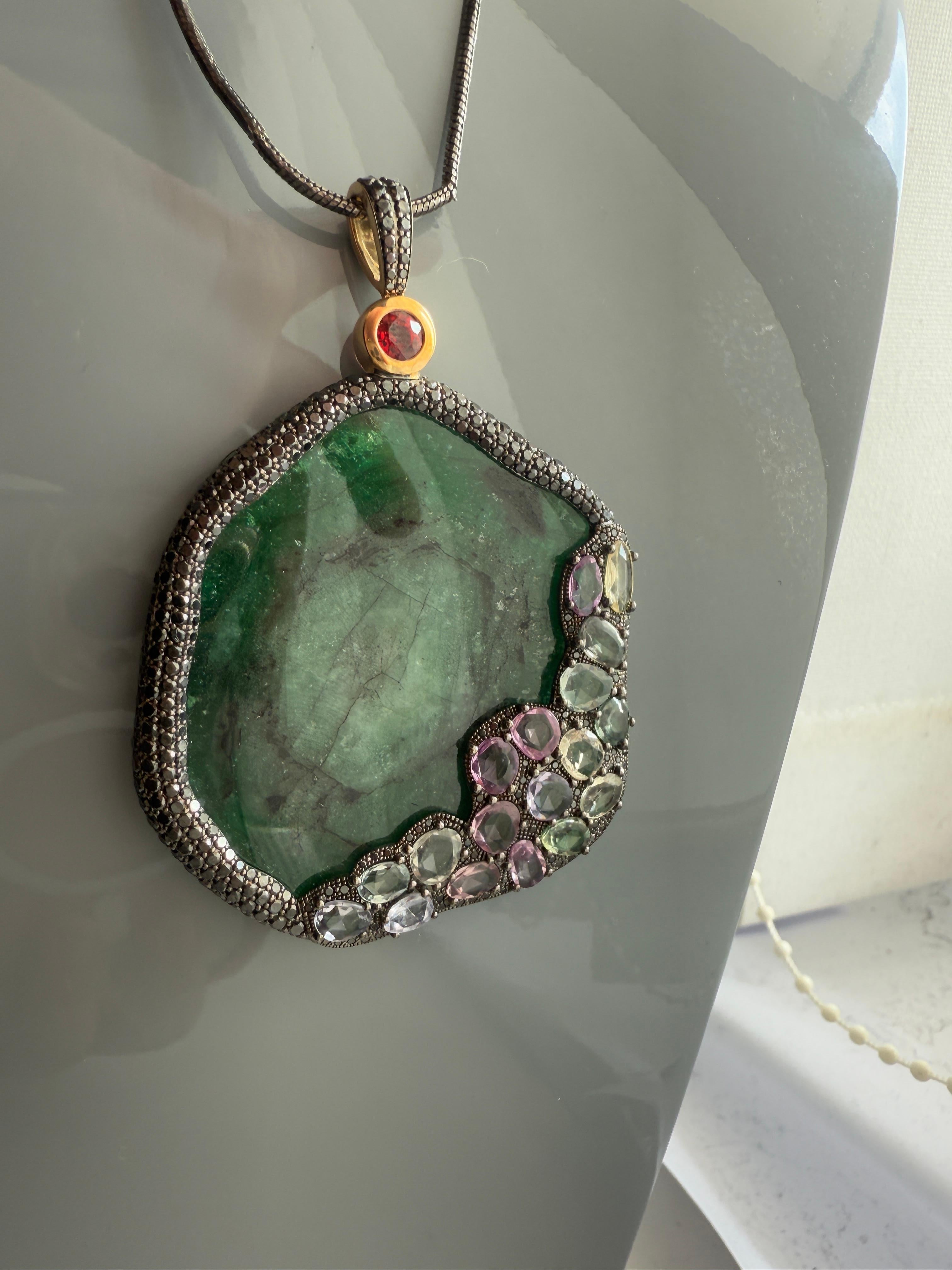 18K Yellow Gold Original Sin Pendant with Emeralds, Diamonds and Sapphires For Sale 5