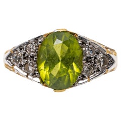 Vintage 18k Yellow Gold Oval Classic Peridot And Diamond Ring