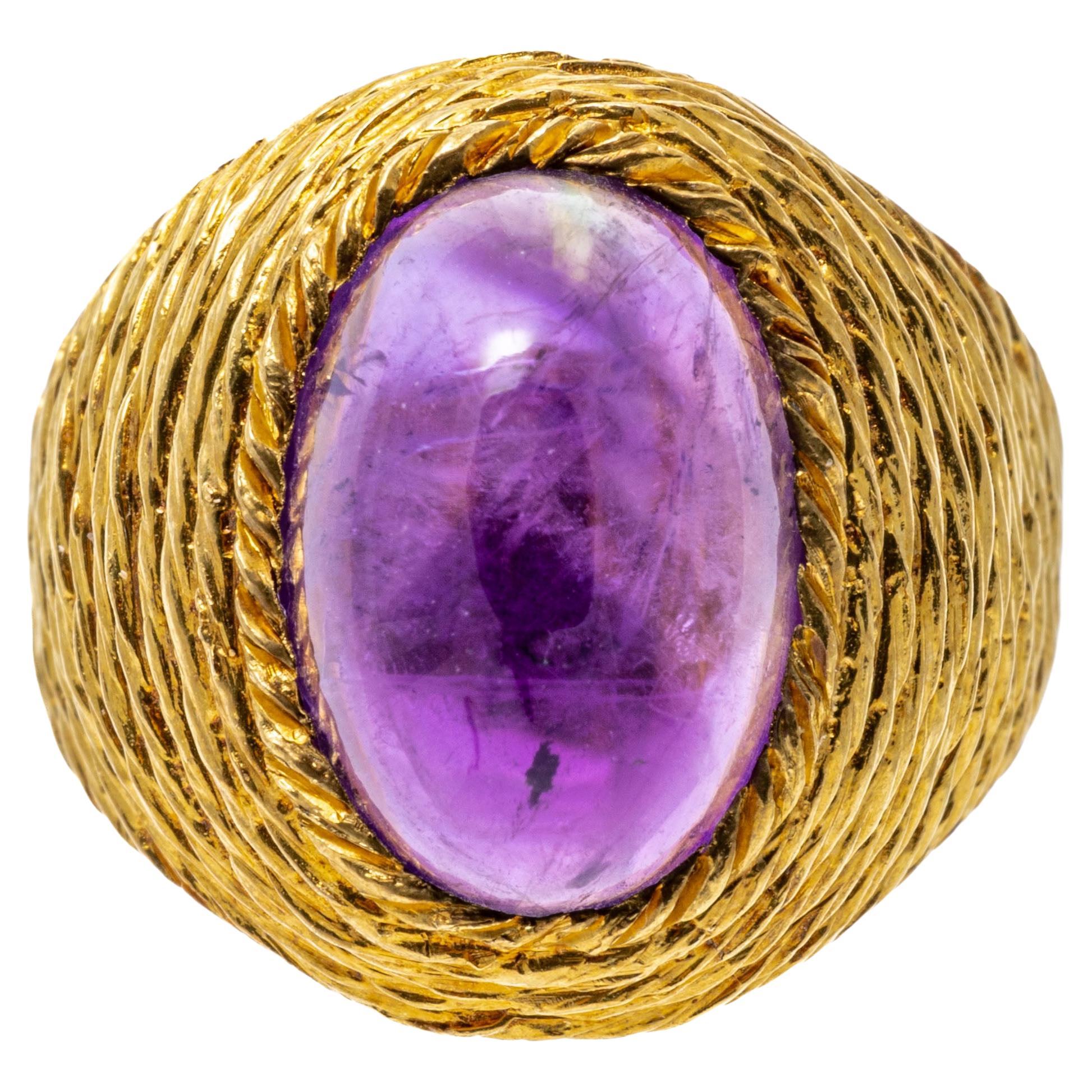 18k Yellow Gold Oval Dark Purple Cabachon Amethyst (App. 4.2 CTS) Rope Finished  For Sale