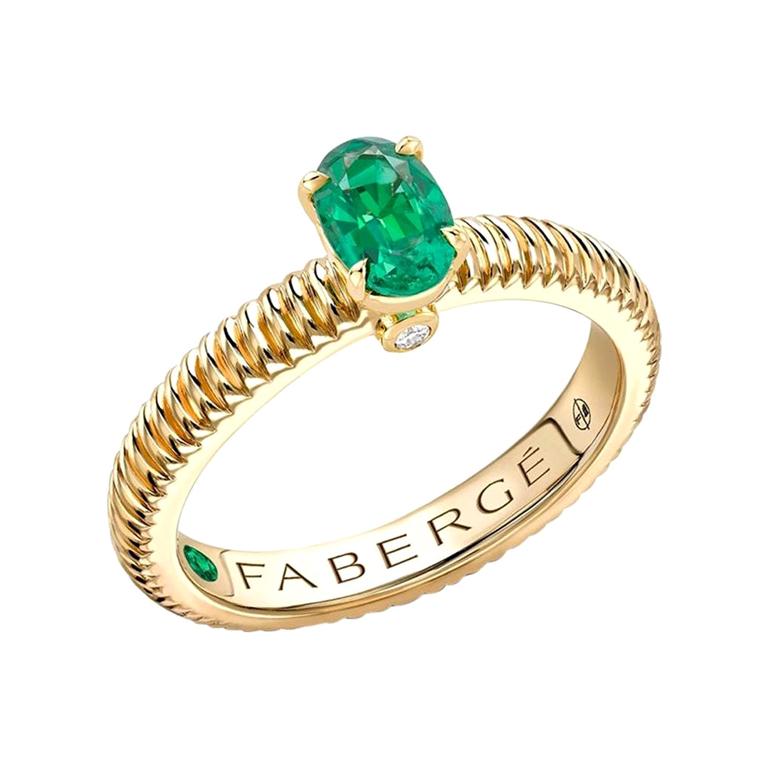 For Sale:  Fabergé 18K Yellow Gold Oval Emerald Fluted Ring