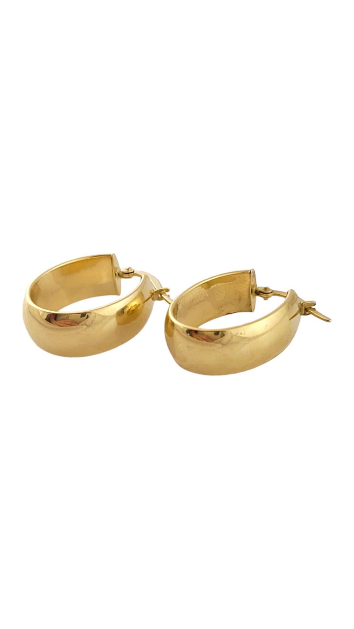 Ovale Creolen aus 18 Karat Gelbgold #14455 im Zustand „Gut“ in Washington Depot, CT