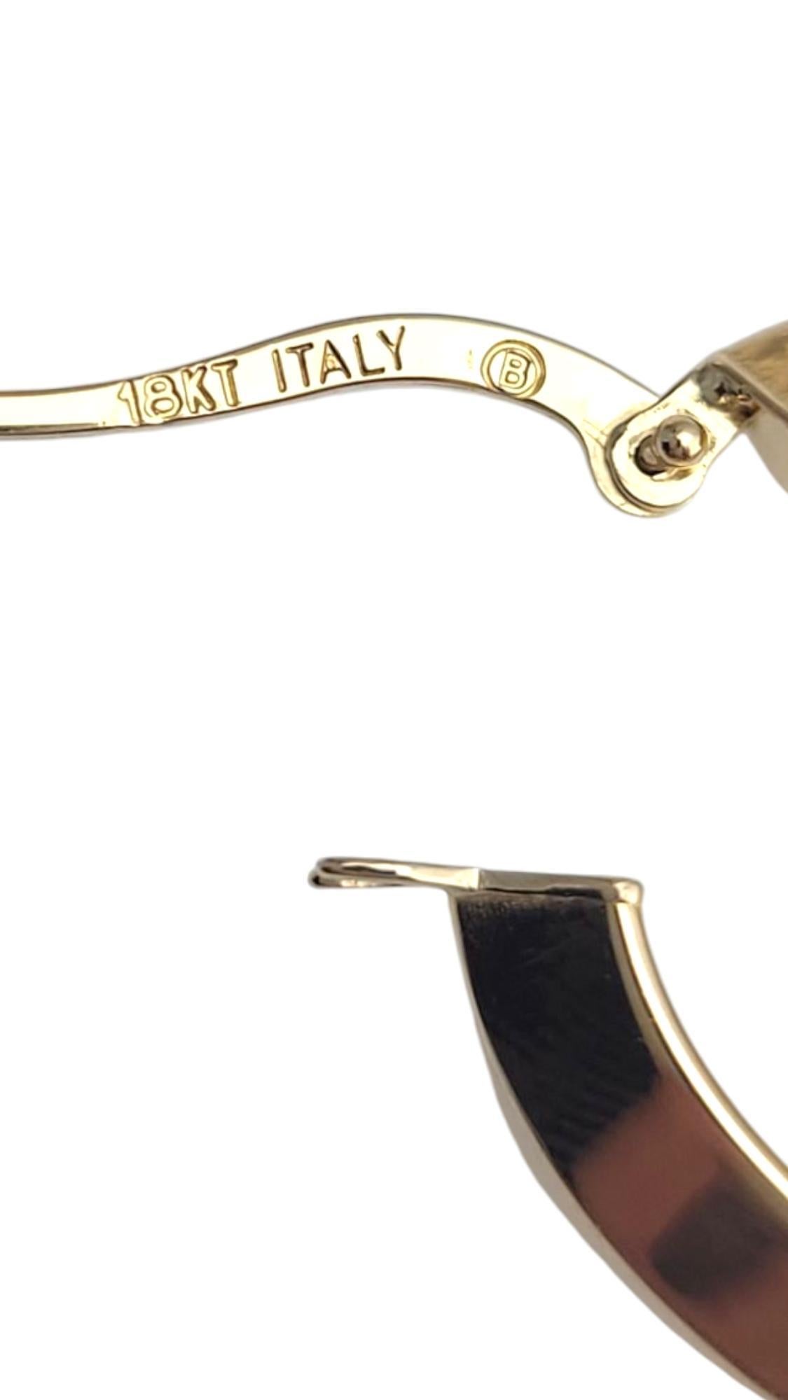 Women's 18K Yellow Gold Oval Hoop Earrings #21093 For Sale