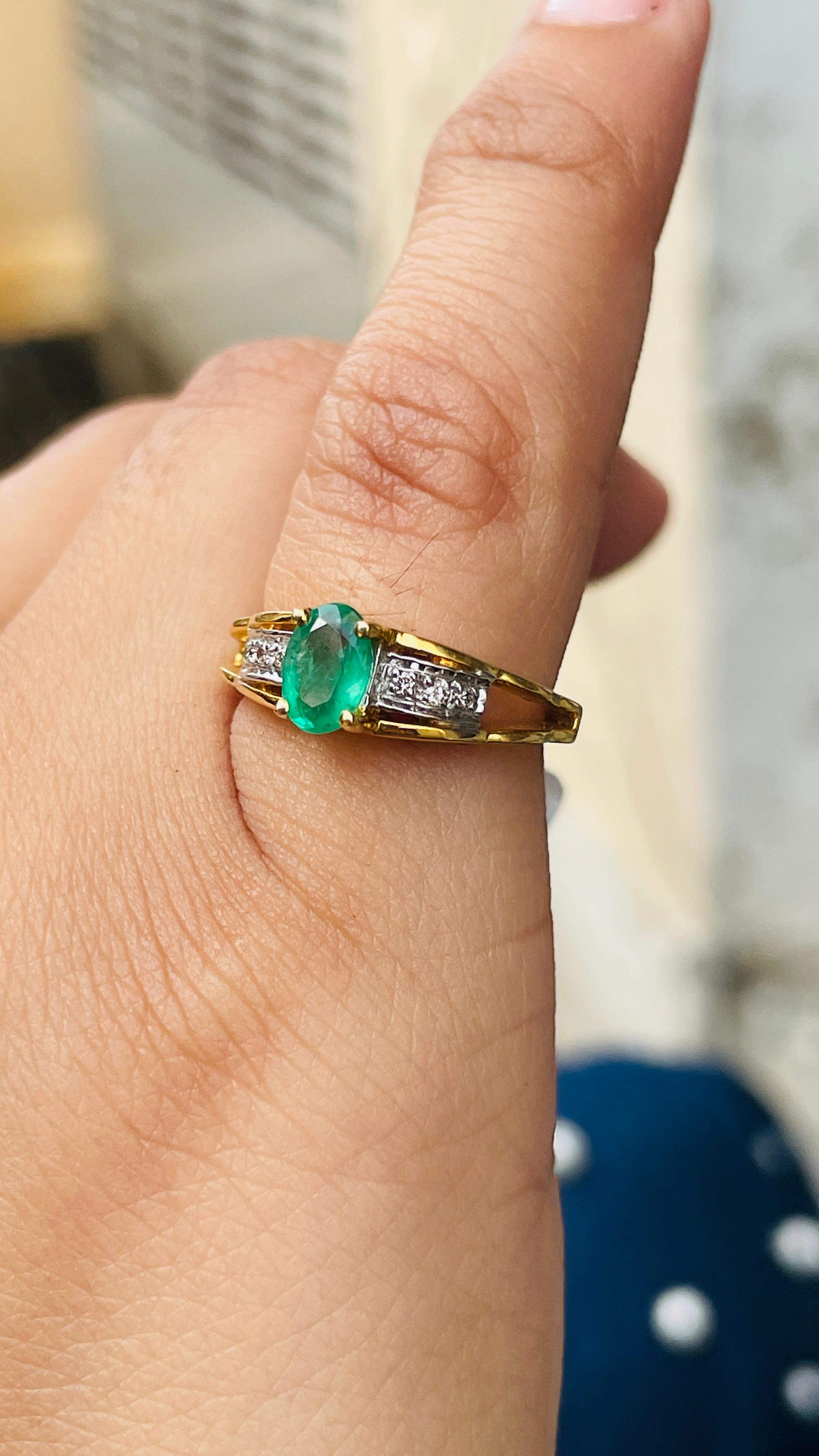 For Sale:  18K Yellow Gold Oval Shaped Emerald Ring with Diamonds 10