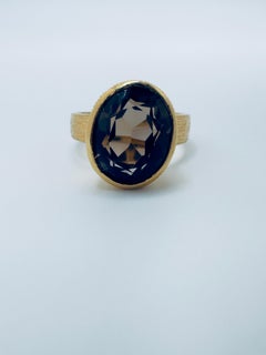 18K Yellow Gold Oval Smoky Topaz Textured Ring