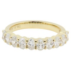 18K Yellow Gold Oval Wedding Band - Oval North-South Share Prong