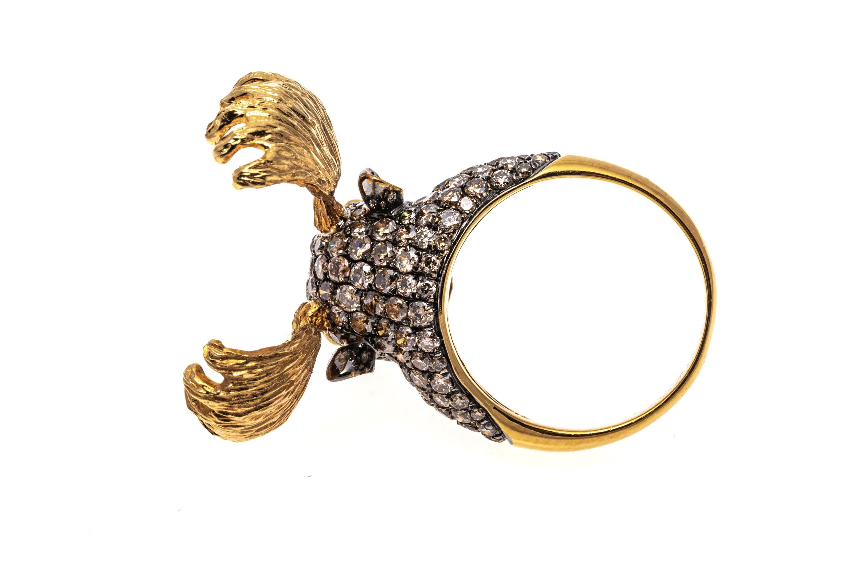 Round Cut 18k Yellow Gold Pave Cognac Diamond Moose Head Ring, App. 2.08 TCW For Sale