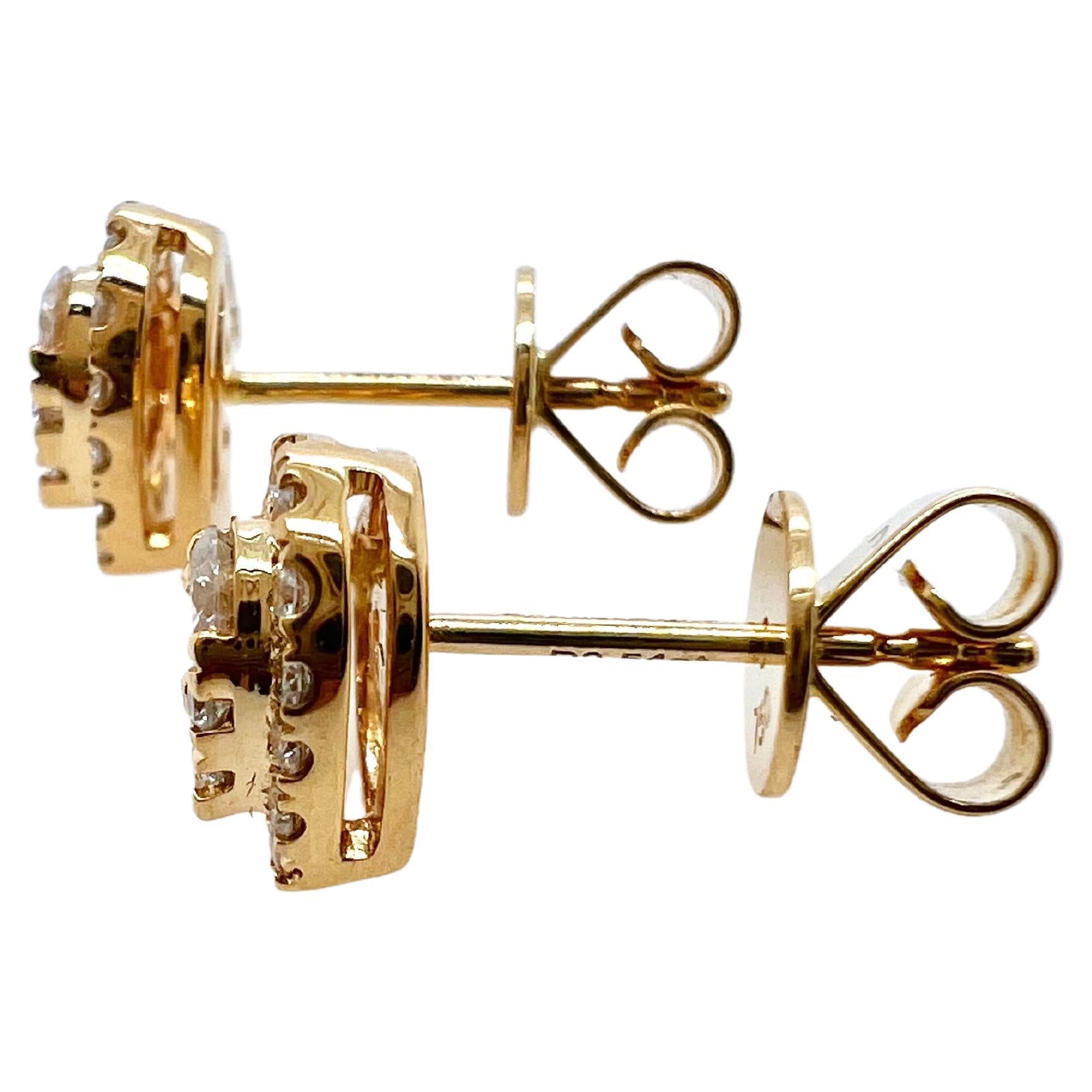 Contemporary 18k Yellow Gold Pavé Diamond Heart Shaped Stud Earrings