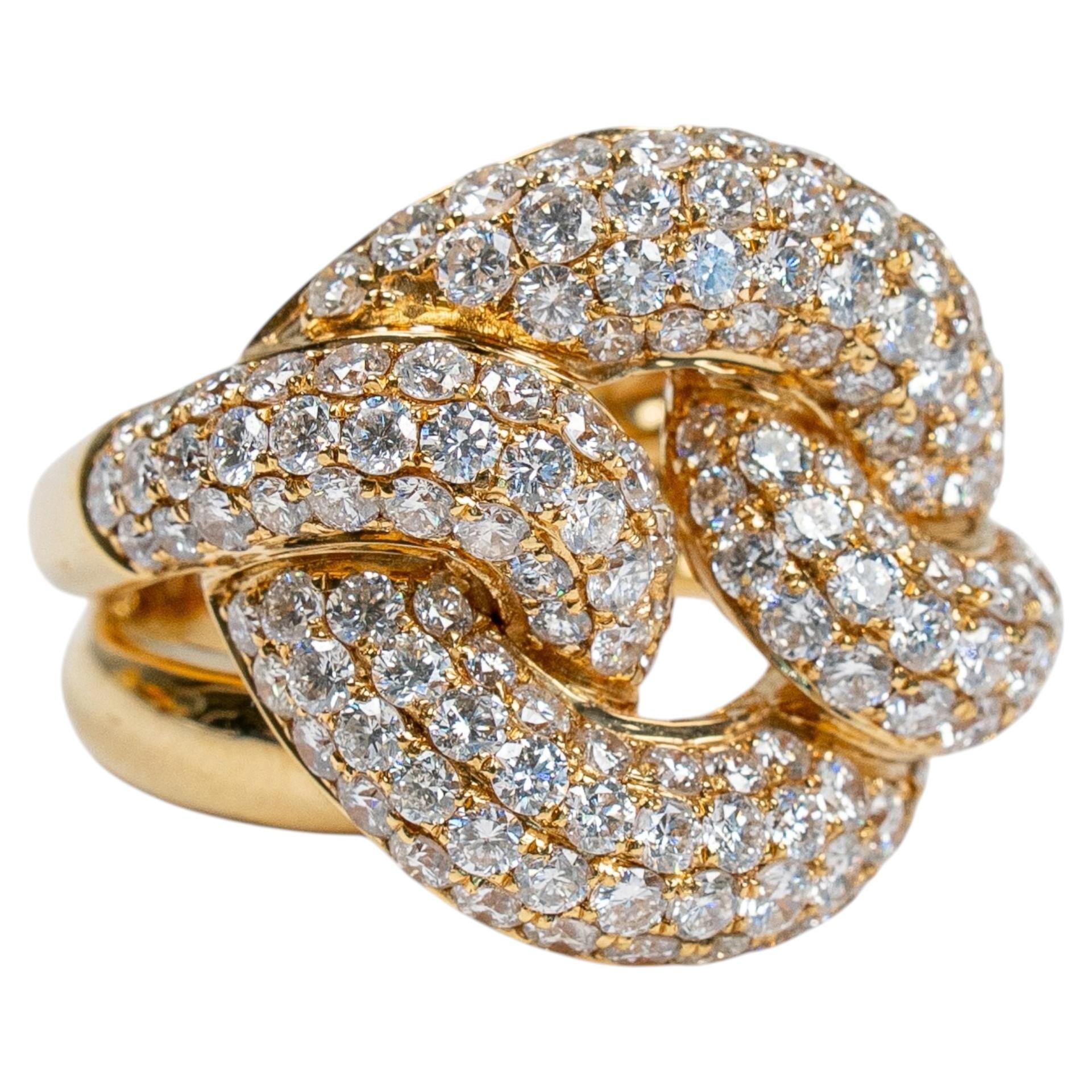 18k Yellow Gold Pavé Round Diamond Chunky Statement Cocktail Knot Ring