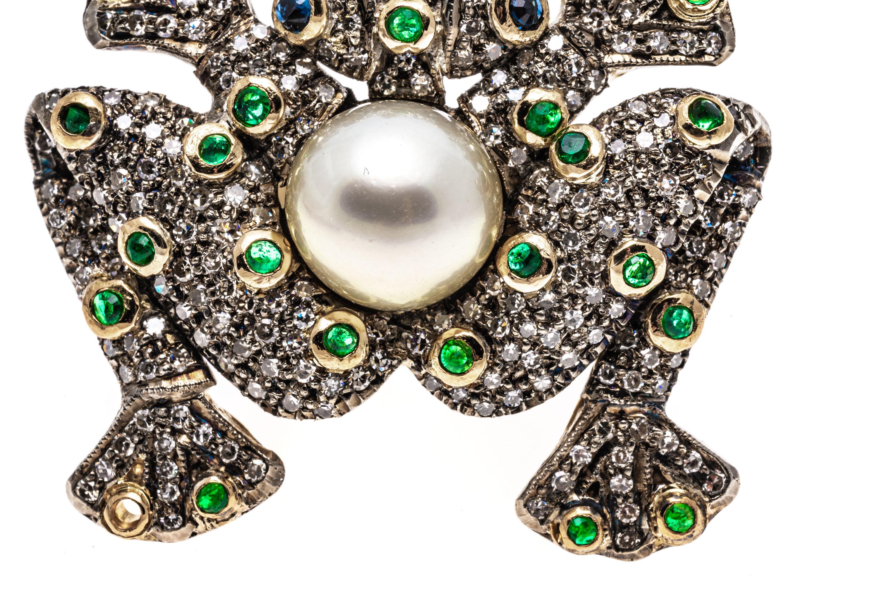 Frosch-Ring aus 18 Karat Gelbgold mit Diamanten, Smaragden und Zuchtperlen in Pavéfassung (Zeitgenössisch) im Angebot