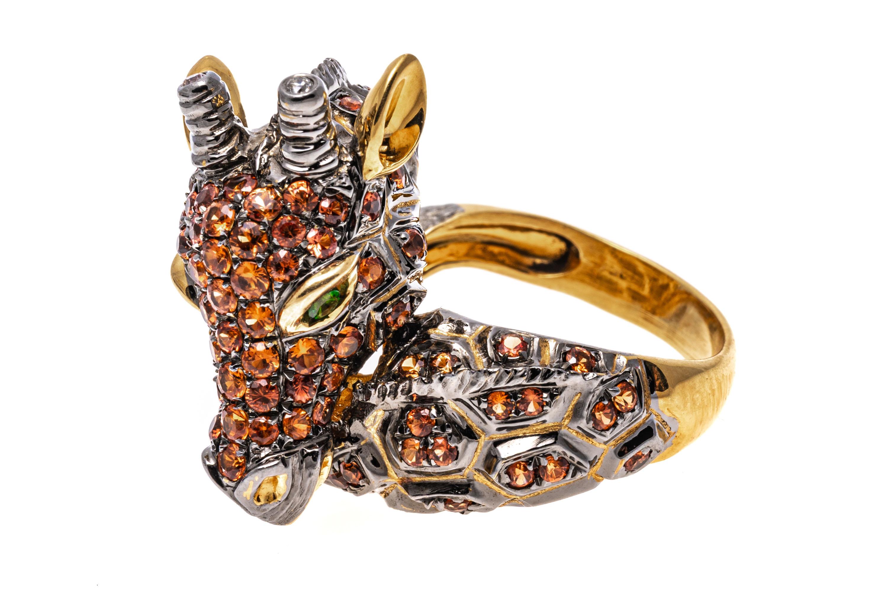 Contemporary 18k Yellow Gold Pave Set Topaz Patterned Figural Giraffe Ring For Sale